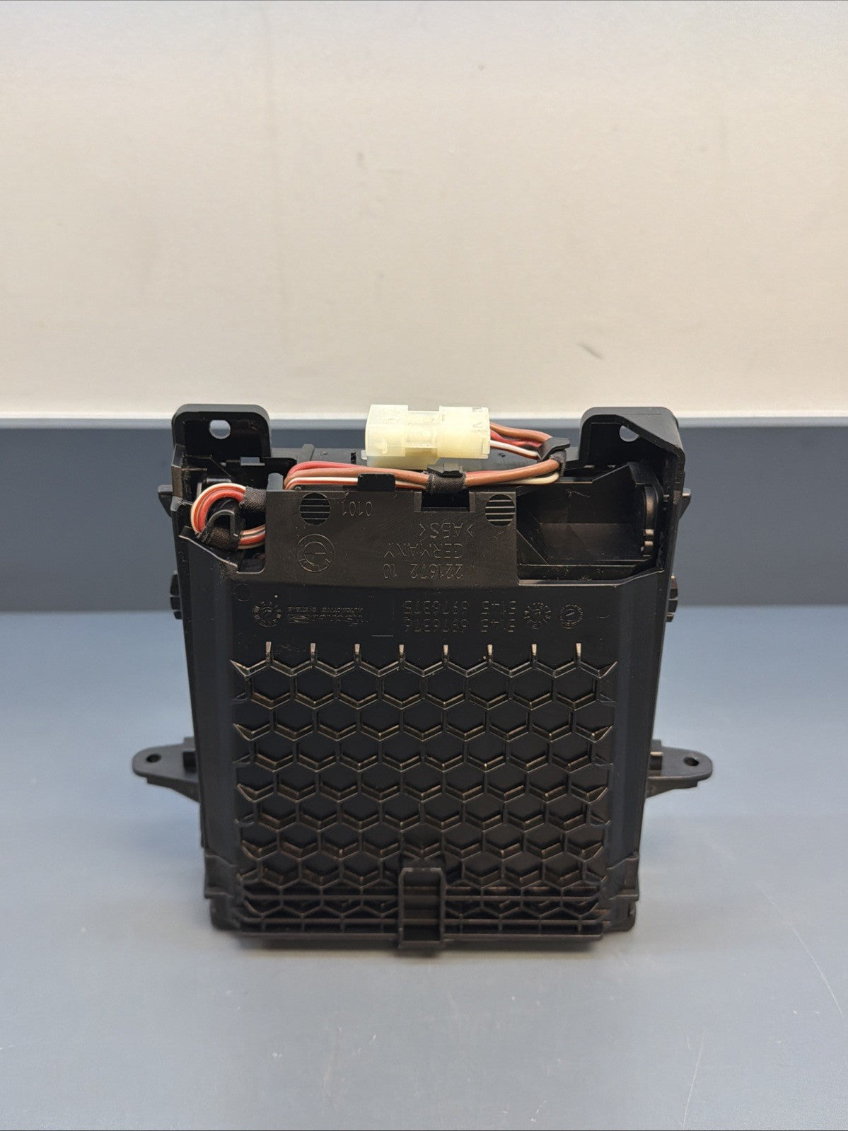 07-10 BMW E60 528i 530i 535i M5 Front Center Console Ash Tray Assy 6976376 OEM