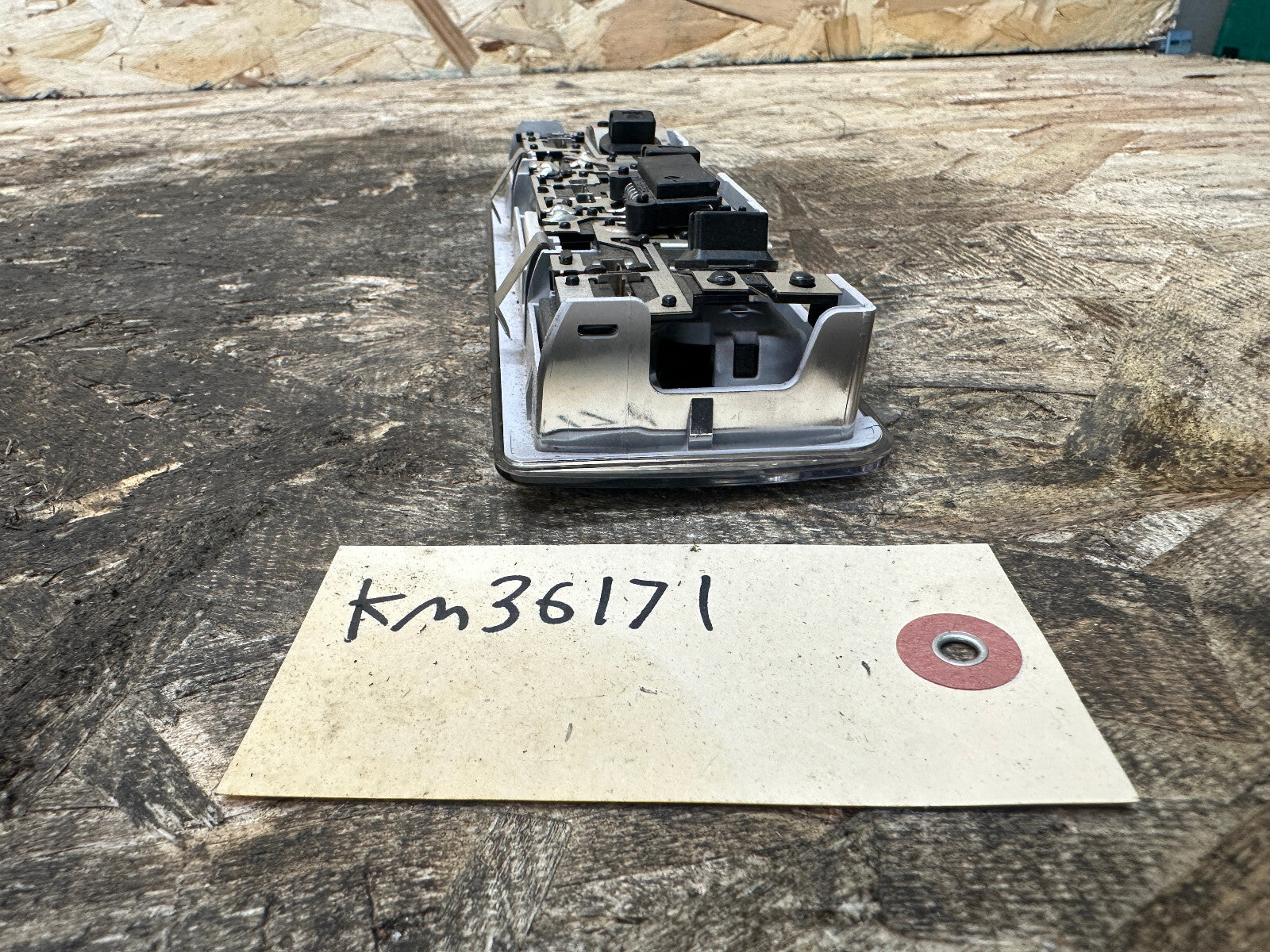 BMW 97-10 3 SERIES 6 SERIES X3 X5 Z4 FRONT INTERIOR READING LIGHT OEM 8364929