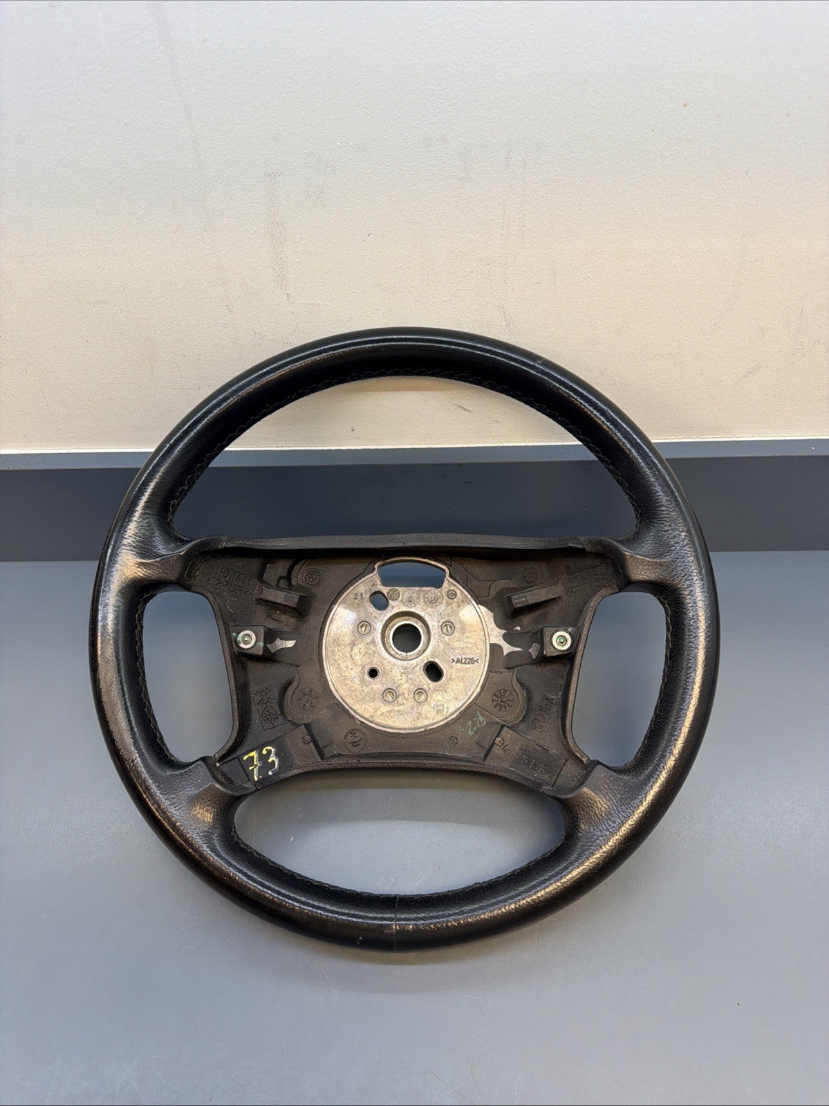 99-06 BMW OEM 330XI STEERING WHEEL W/O CONTROL SWITCHES LEATHER BLACK 6753947