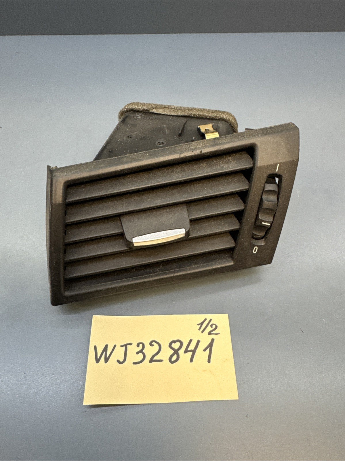 BMW X3 3.0SI E83 2008 FRONT LEFT DRIVER SIDE DASH AIR VENT 3415973