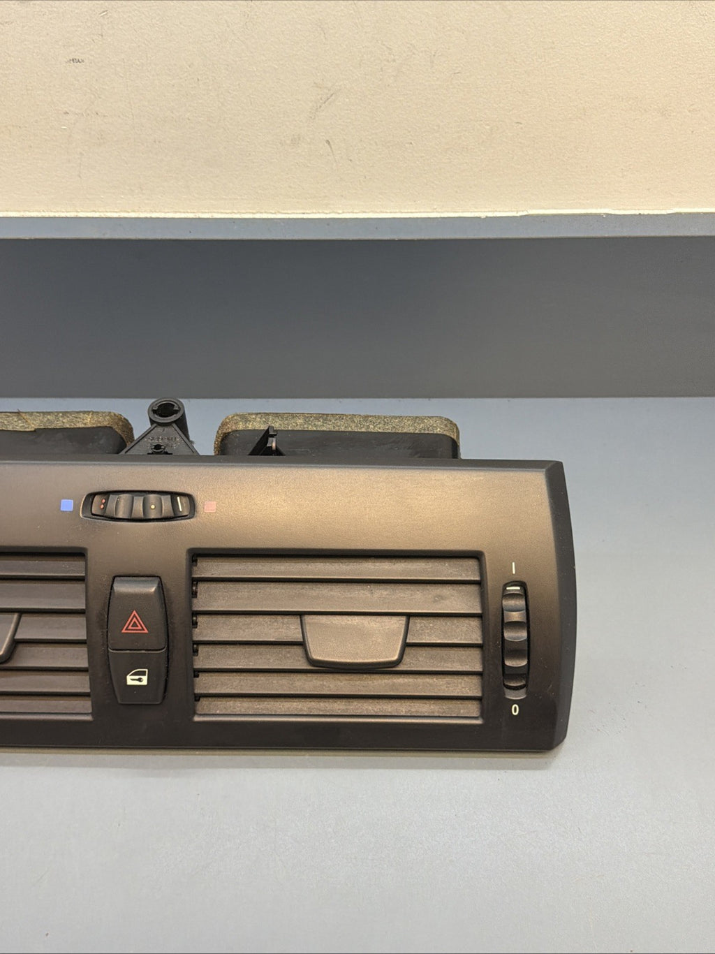 2004-2010 BMW X3 E83 CENTER DASHBOARD DASH AC AIR VENT 3400074 OEM