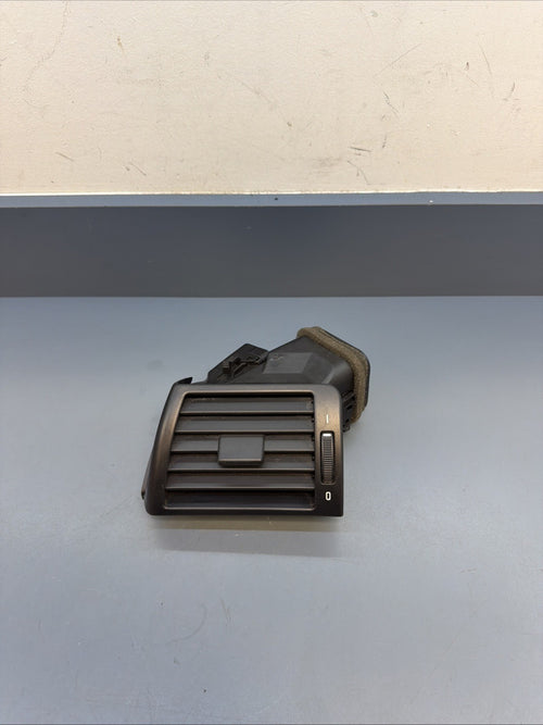 00-06 BMW E46 3 Series Left Air Vent Port A/C Genuine OEM 8361897
