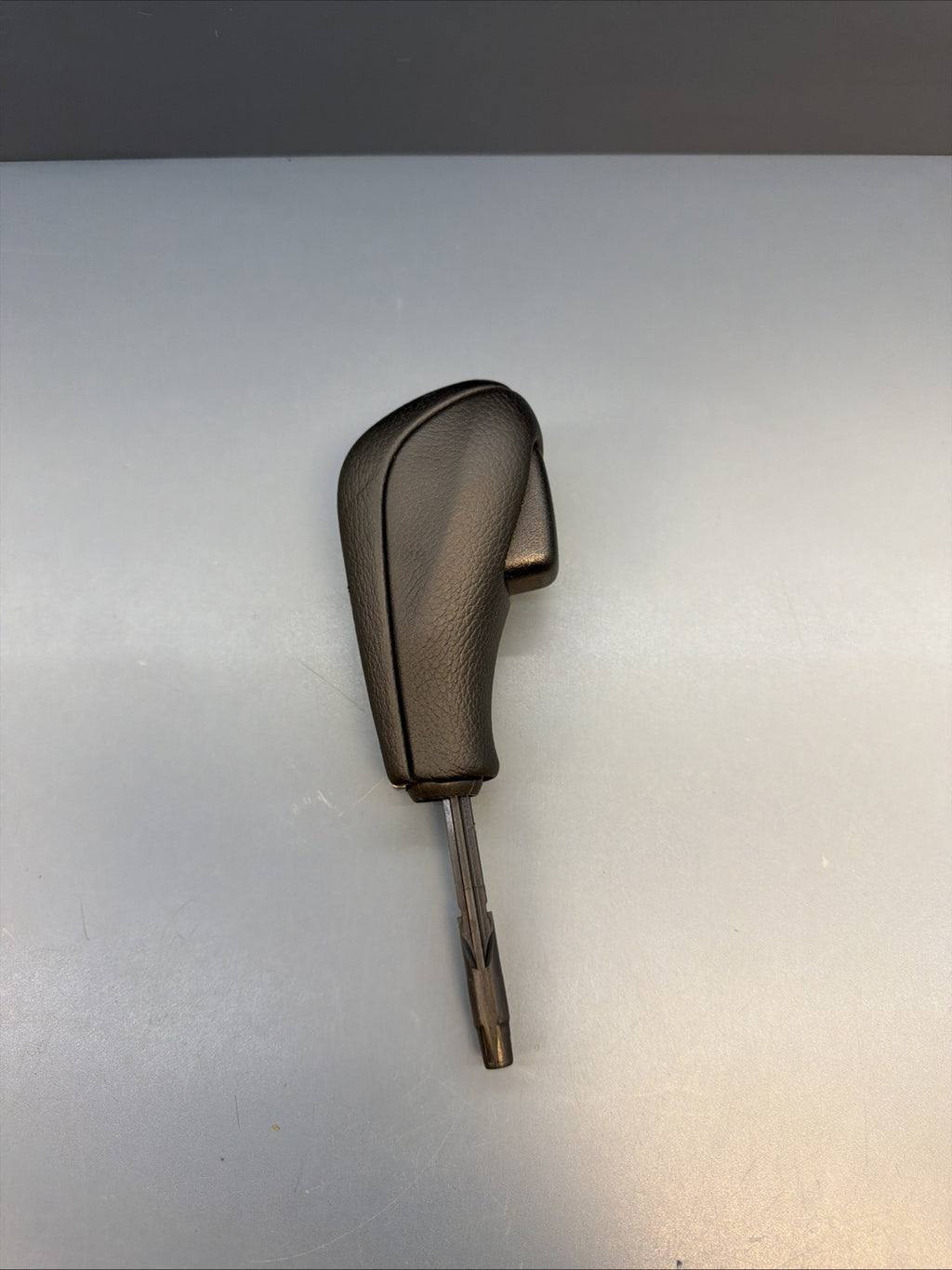 BMW E88 E82 E90 E92 1/3 Series Automatic Gear Selector Shifter Lever Knob OEM