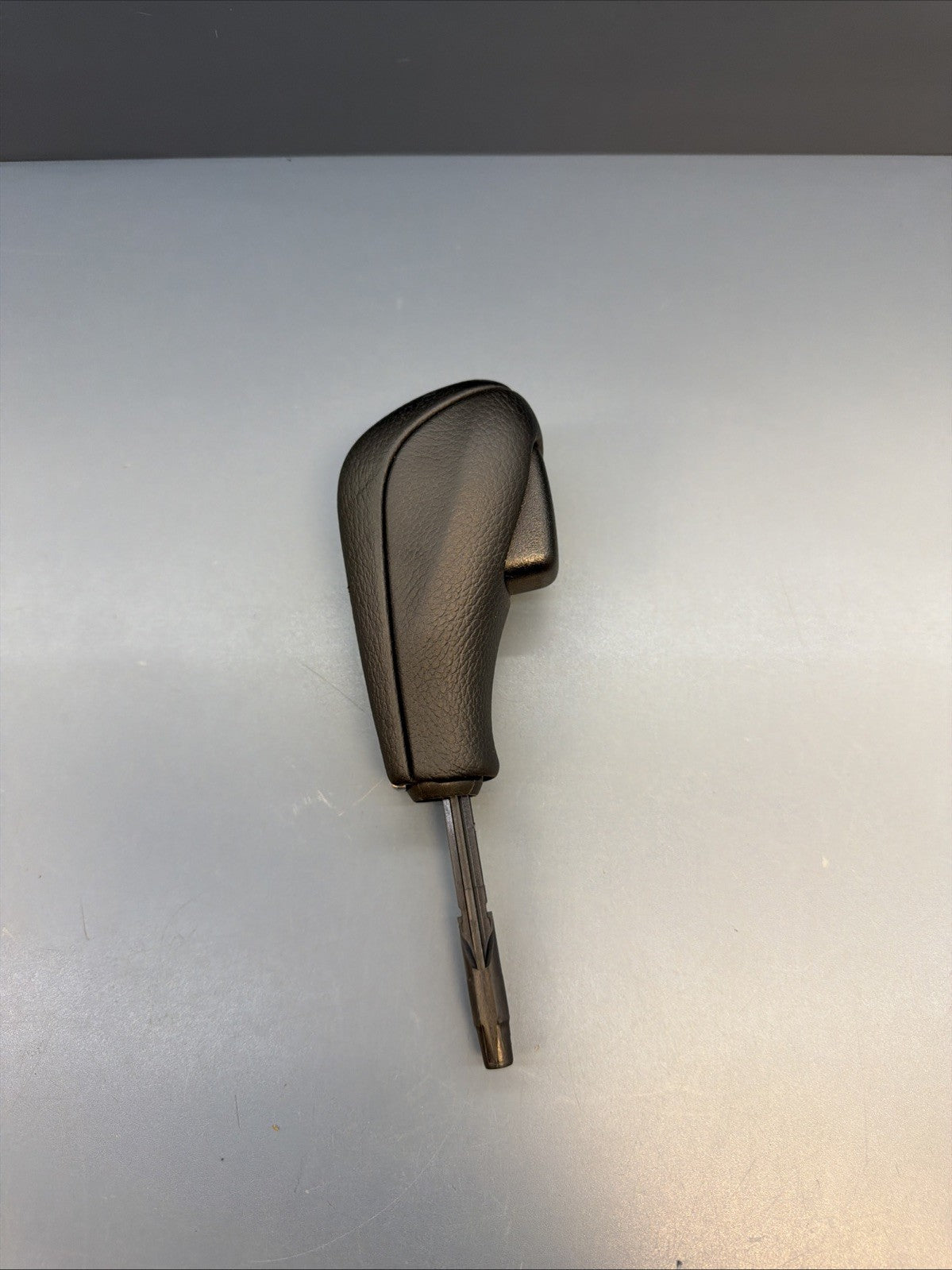 BMW E88 E82 E90 E92 1/3 Series Automatic Gear Selector Shifter Lever Knob OEM