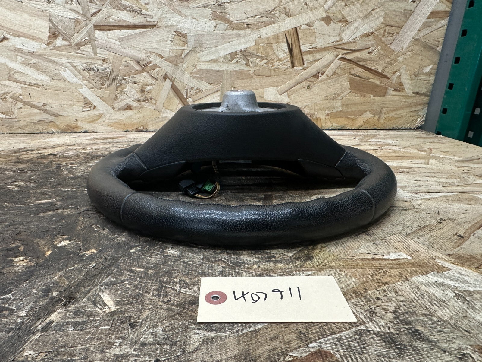 BMW 2006-2013 E9X 3 SERIES BLACK LEATHER STEERING WHEEL OEM 3051626