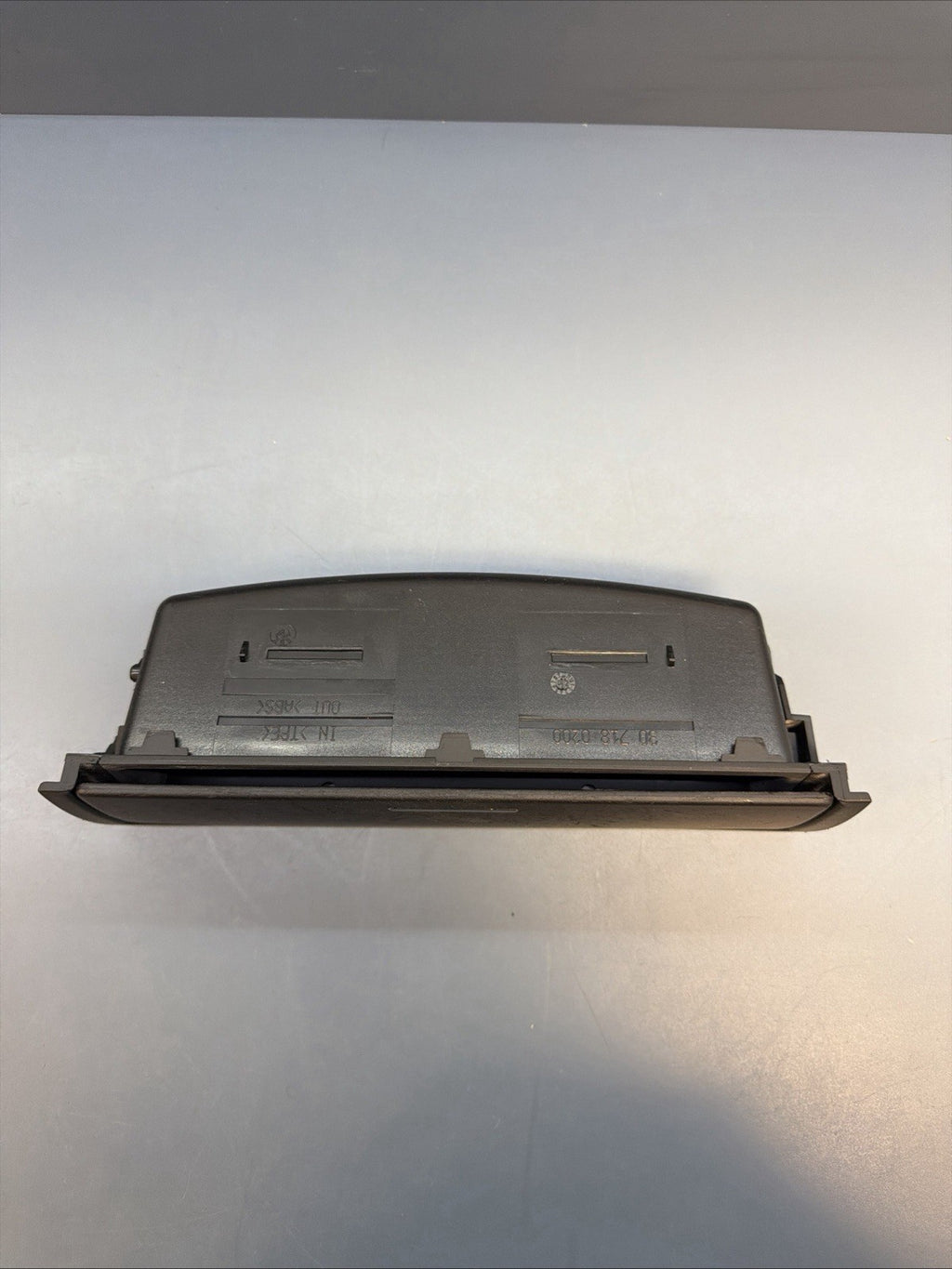 BMW 99-06 E46 3 SERIES CENTER CONSOLE UPPER STORAGE TRAY OEM 8202188