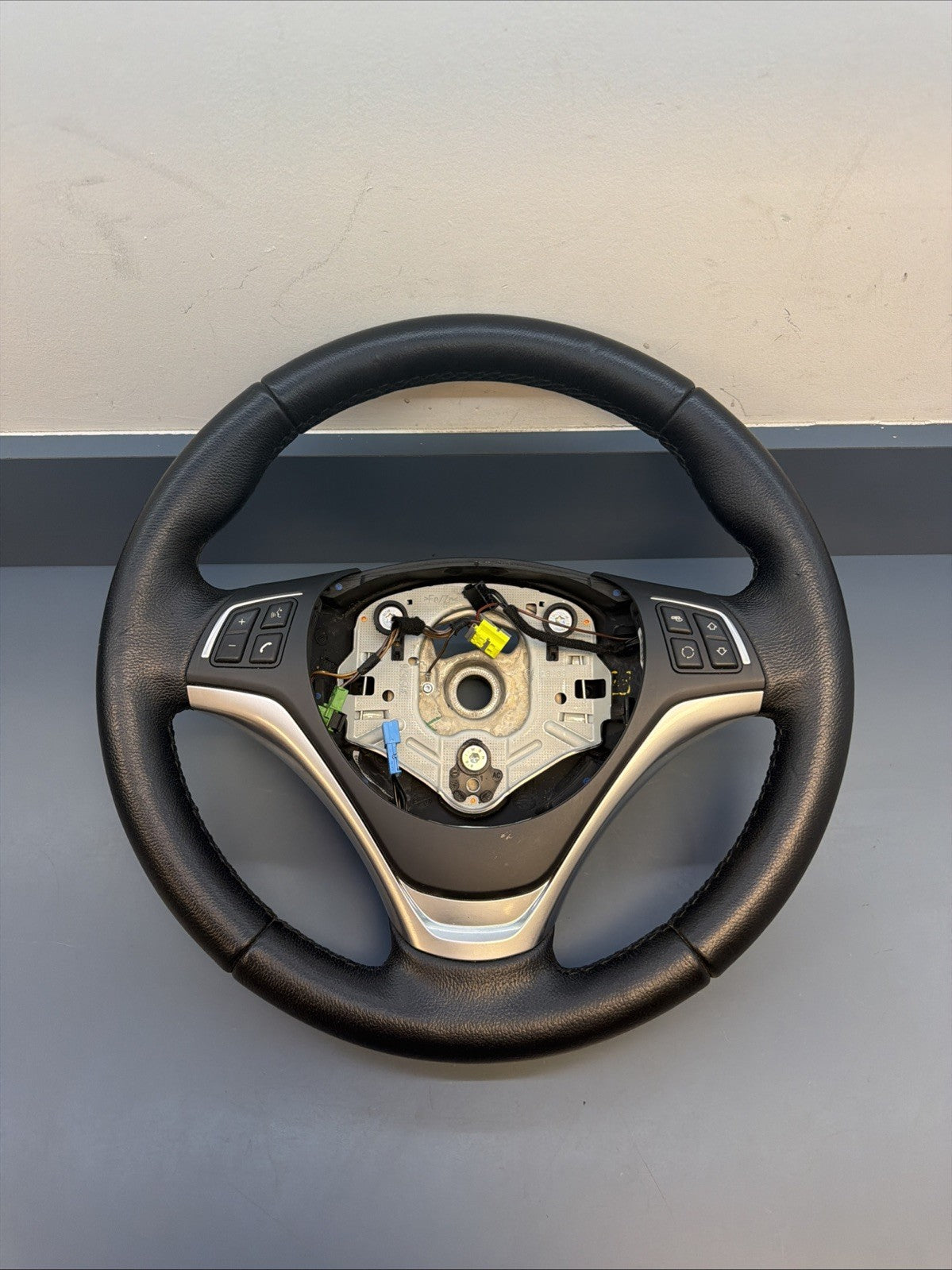 07-13 BMW X1 E84 Sport Steering Wheel Heated Leather W/O Paddles LCI OEM 6853133