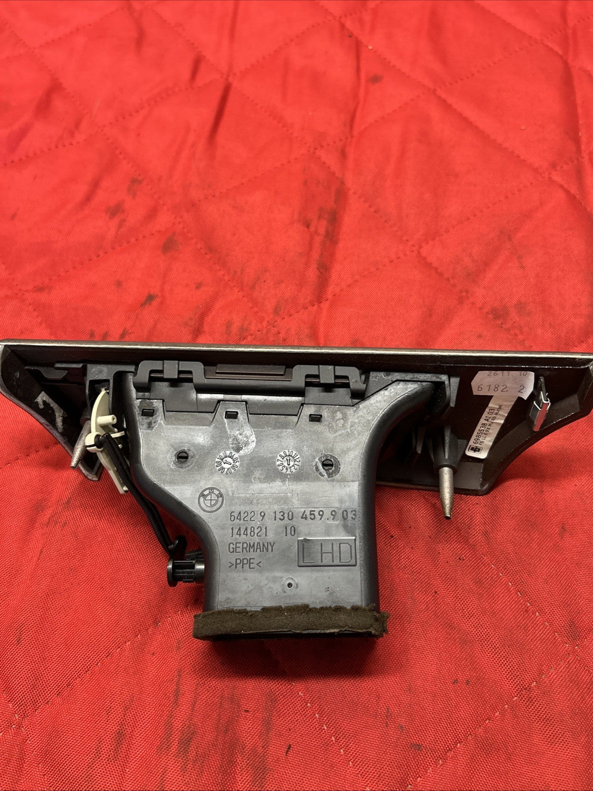06-13 OEM BMW E90 E92 E93 335 328 M3 Left Driver Side Dashboard Air Vent 9130459