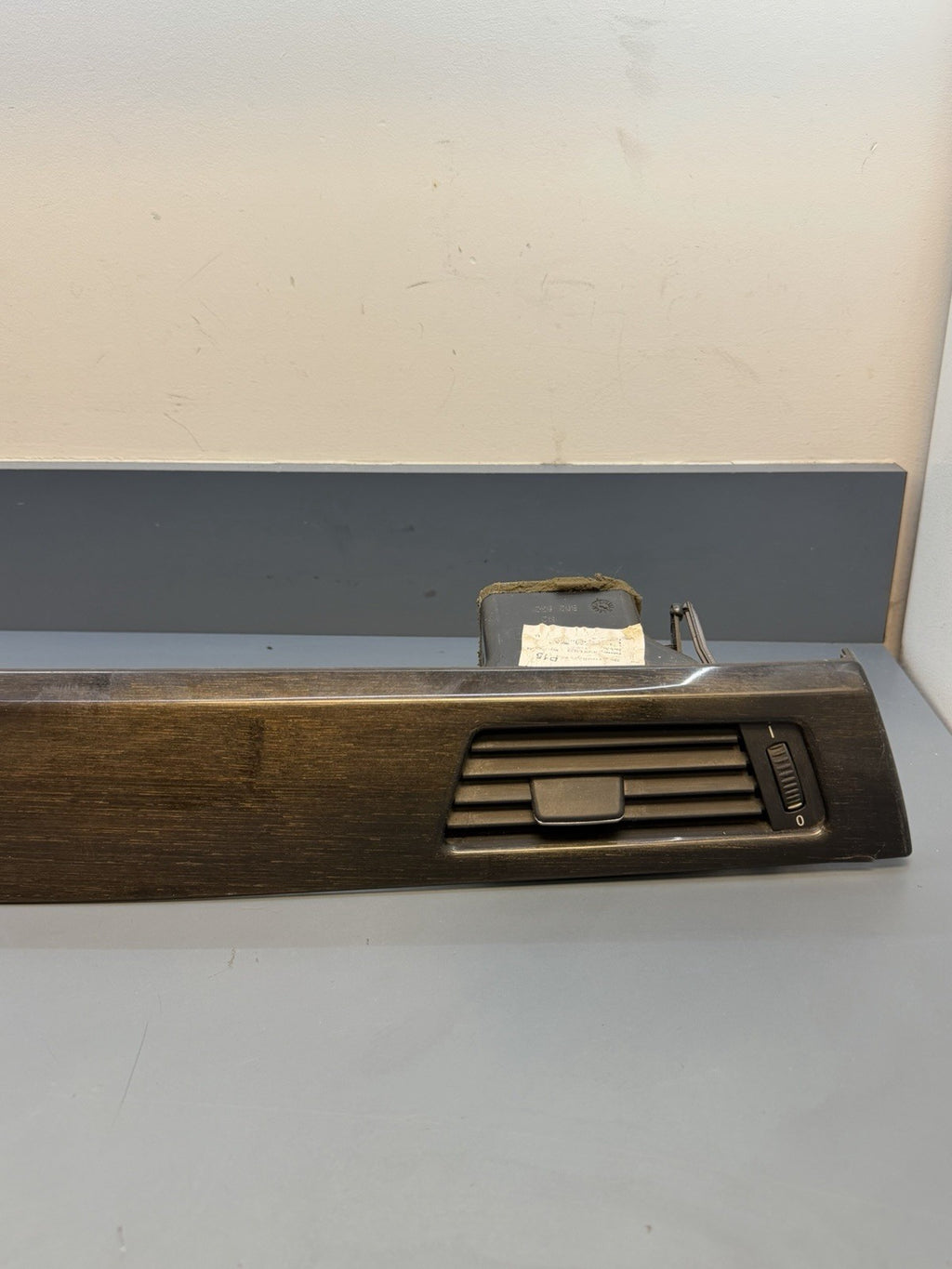07-13 BMW E90 E91 E92 Dashboard Instrument Panel Air Vent Cover Trim 9214797