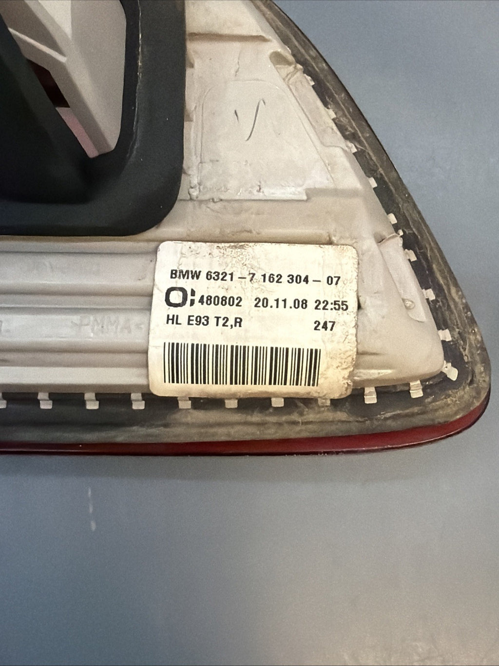 07-10 BMW E93 335 328 M3 Convertible Right Side Inner Trunk Lid Light 7162304