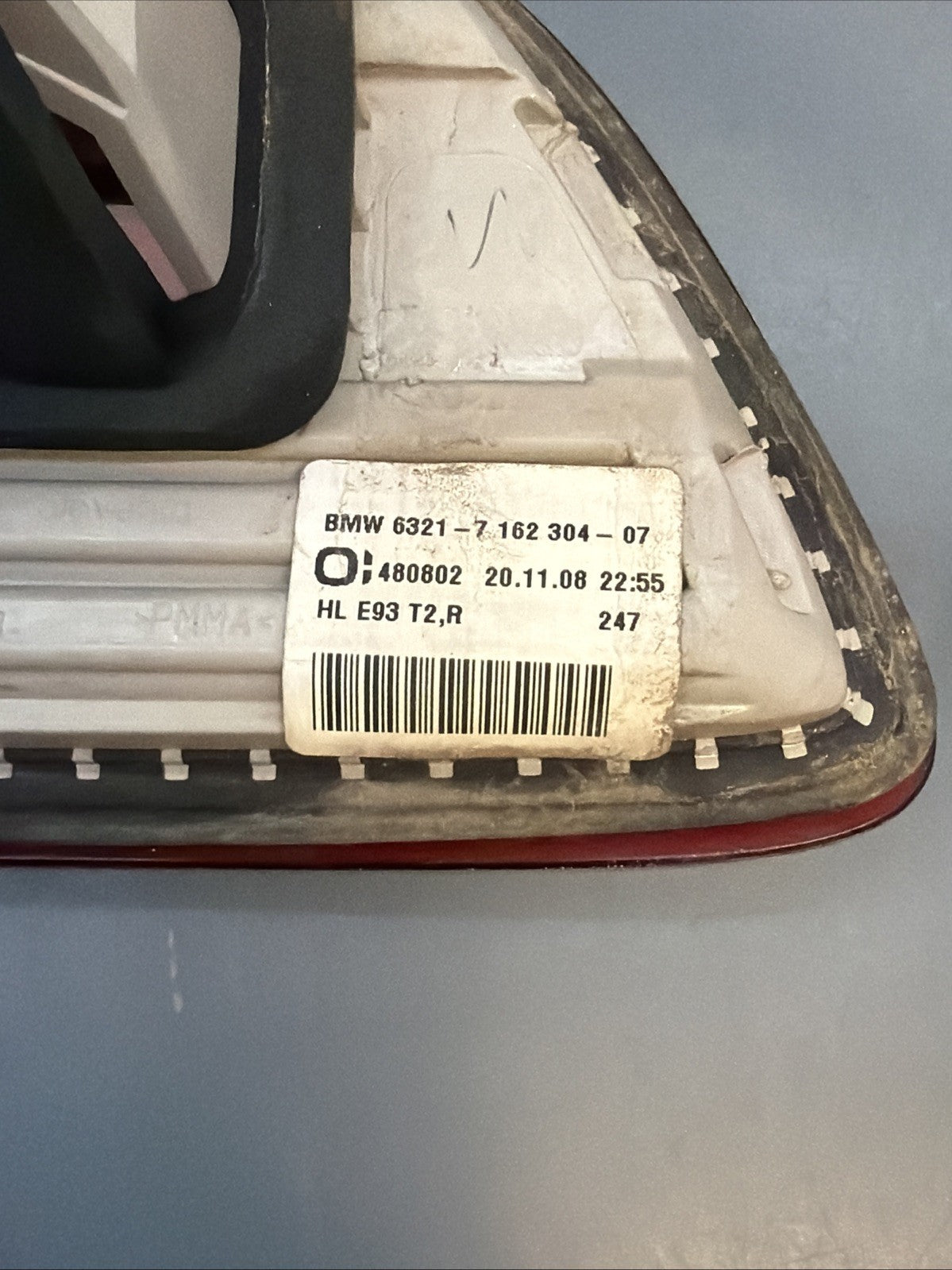 07-10 BMW E93 335 328 M3 Convertible Right Side Inner Trunk Lid Light 7162304