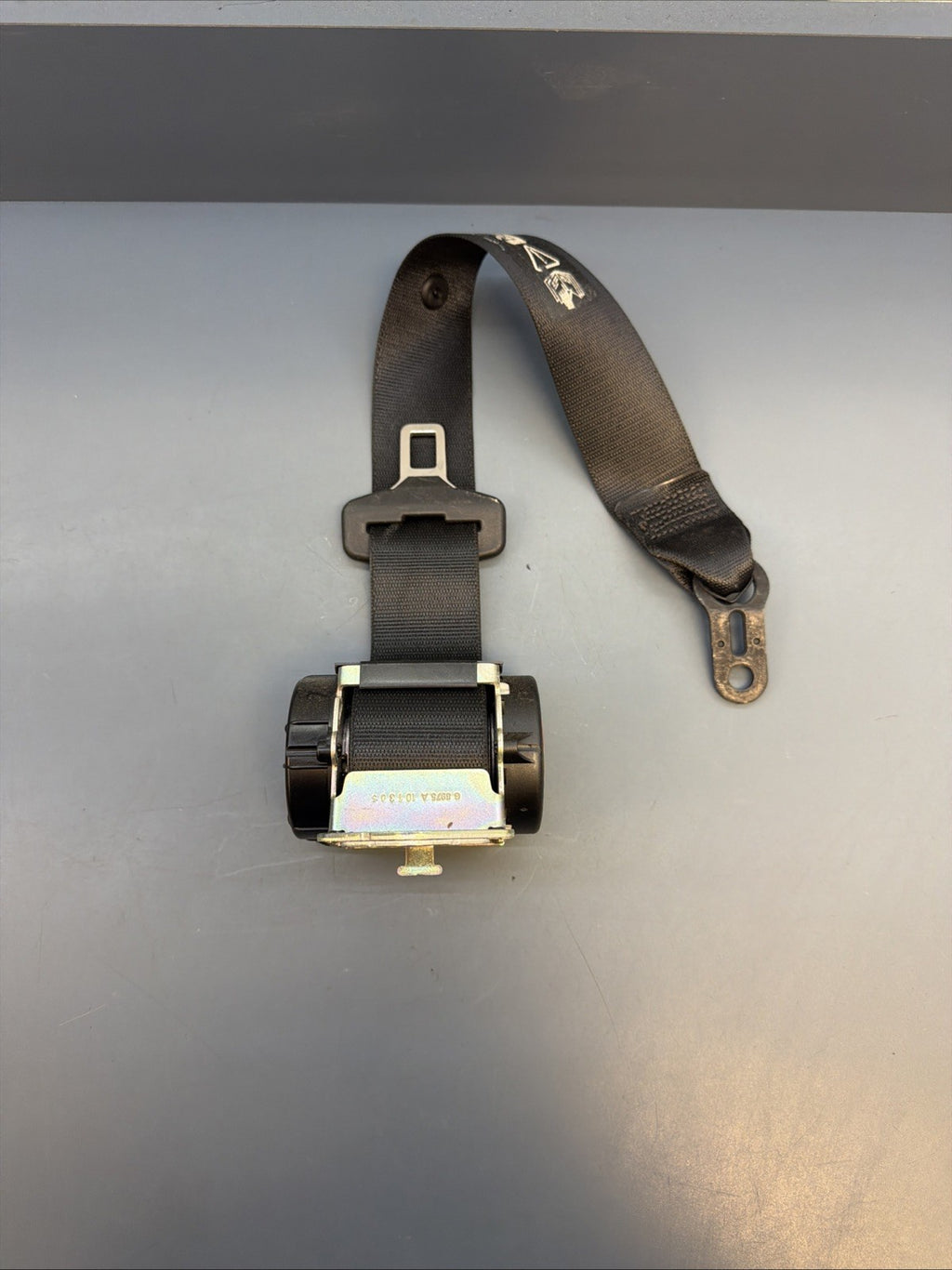 07-13 BMW E92 3-SERIES COUPE GENUINE REAR LEFT OR RIGHT SEAT BELT 608201000C