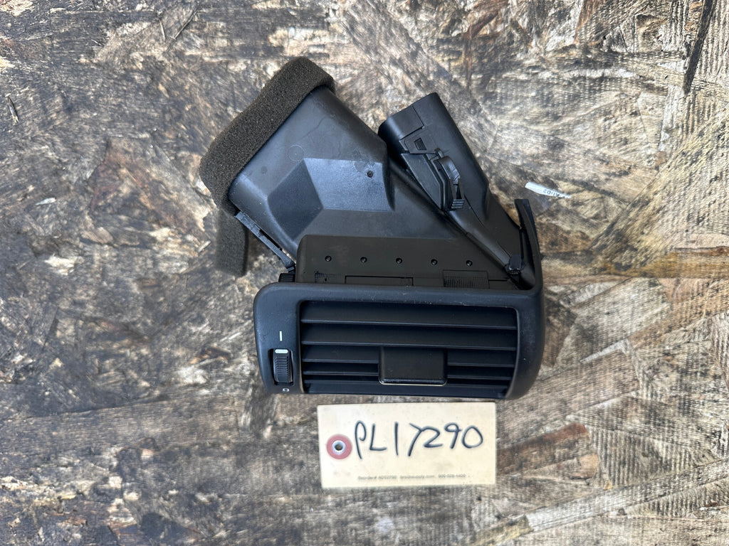 BMW 97-06 E46 3 SERIES BLACK RIGHT PASSENGER SIDE DASH AIR VENT OEM 8361898