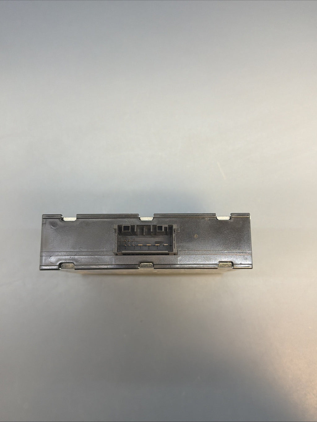 13-15 BMW X1 E84 VOLTAGE CONVERTER CONTROL MODULE OEM 9253208