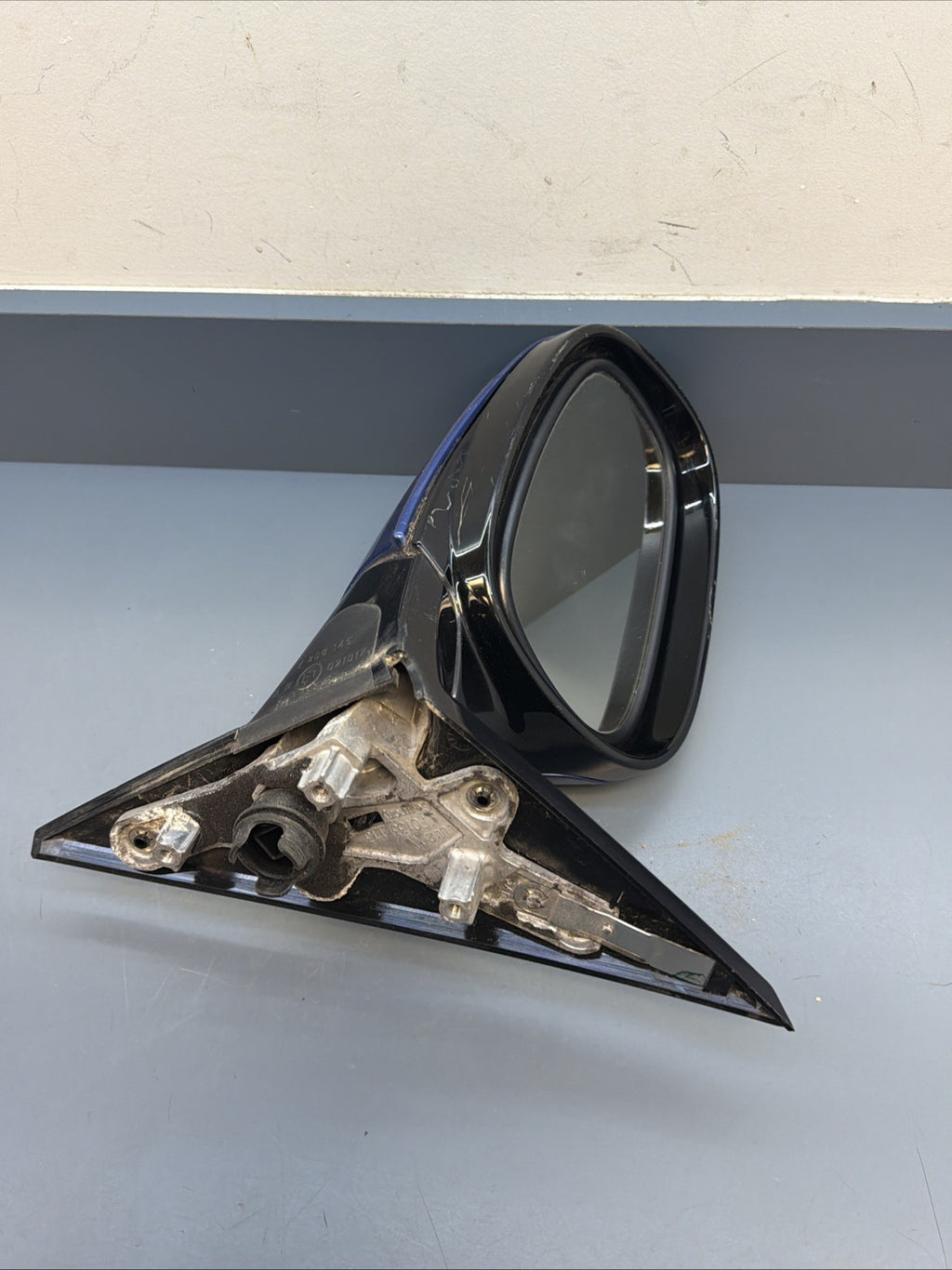 2011 - 2013 BMW E82 E88 FRONT LEFT DRIVER SIDE VIEW MIRROR BLUE OEM 7208145