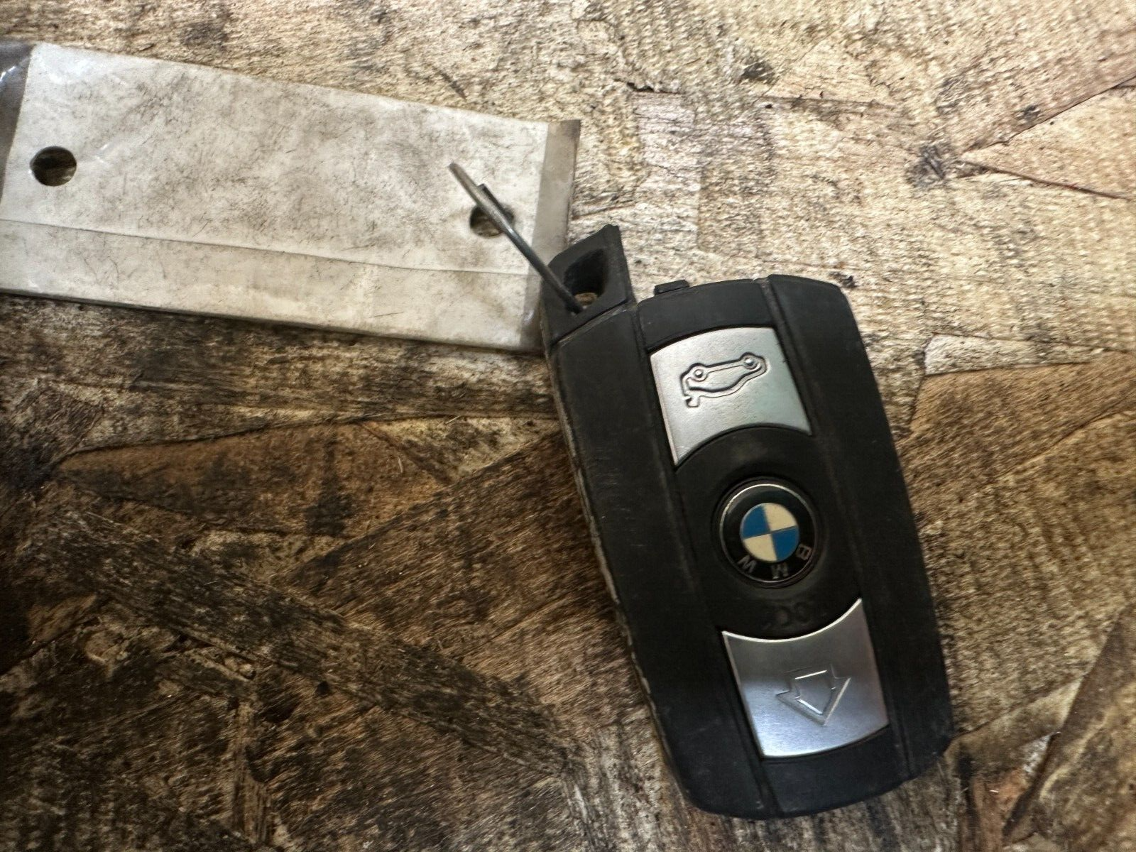 BMW 2009-2013 E90 ECU+CAS(IMMOBILIZER)+KEY VIN MATCHED SET OEM 7594485+9147227