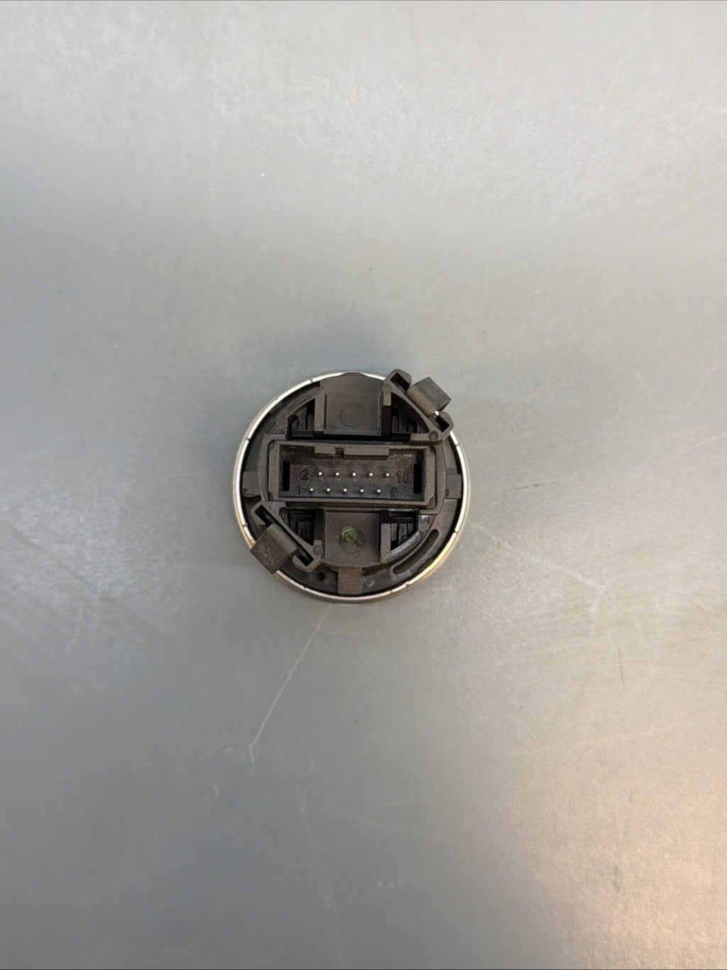 08-10 BMW E60 E63 535I ENGINE PUSH TO START ON OFF BUTTON SWITCH 9110359