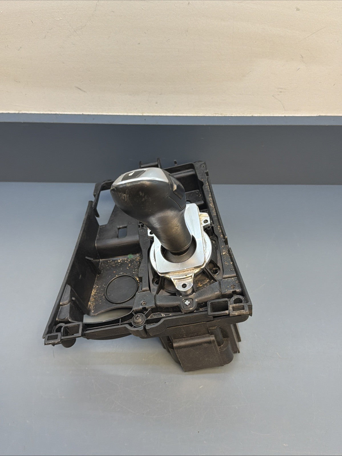 07-13 BMW X5 E70 Floor Gear Shifter Selector W/ Bezel 9164483 Oem