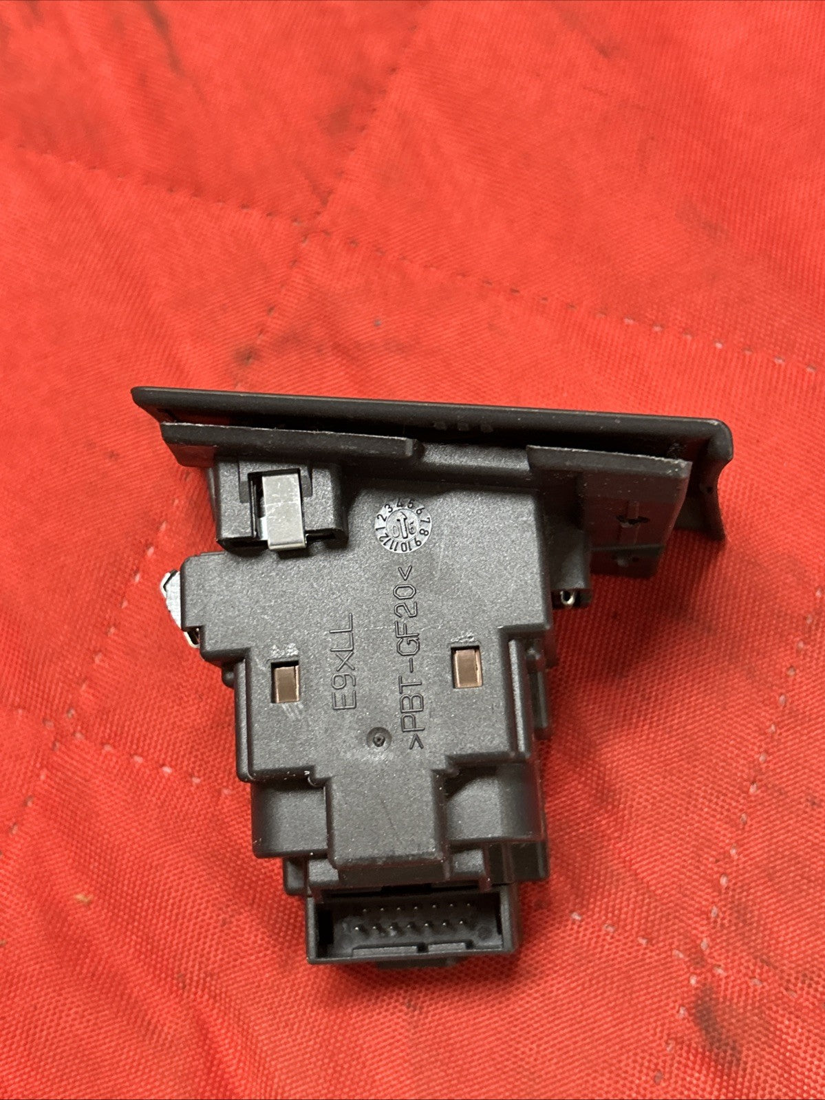 06-13 BMW E90 E92 E93 3 Series Ignition Module Switch Slot 6954719 Oem