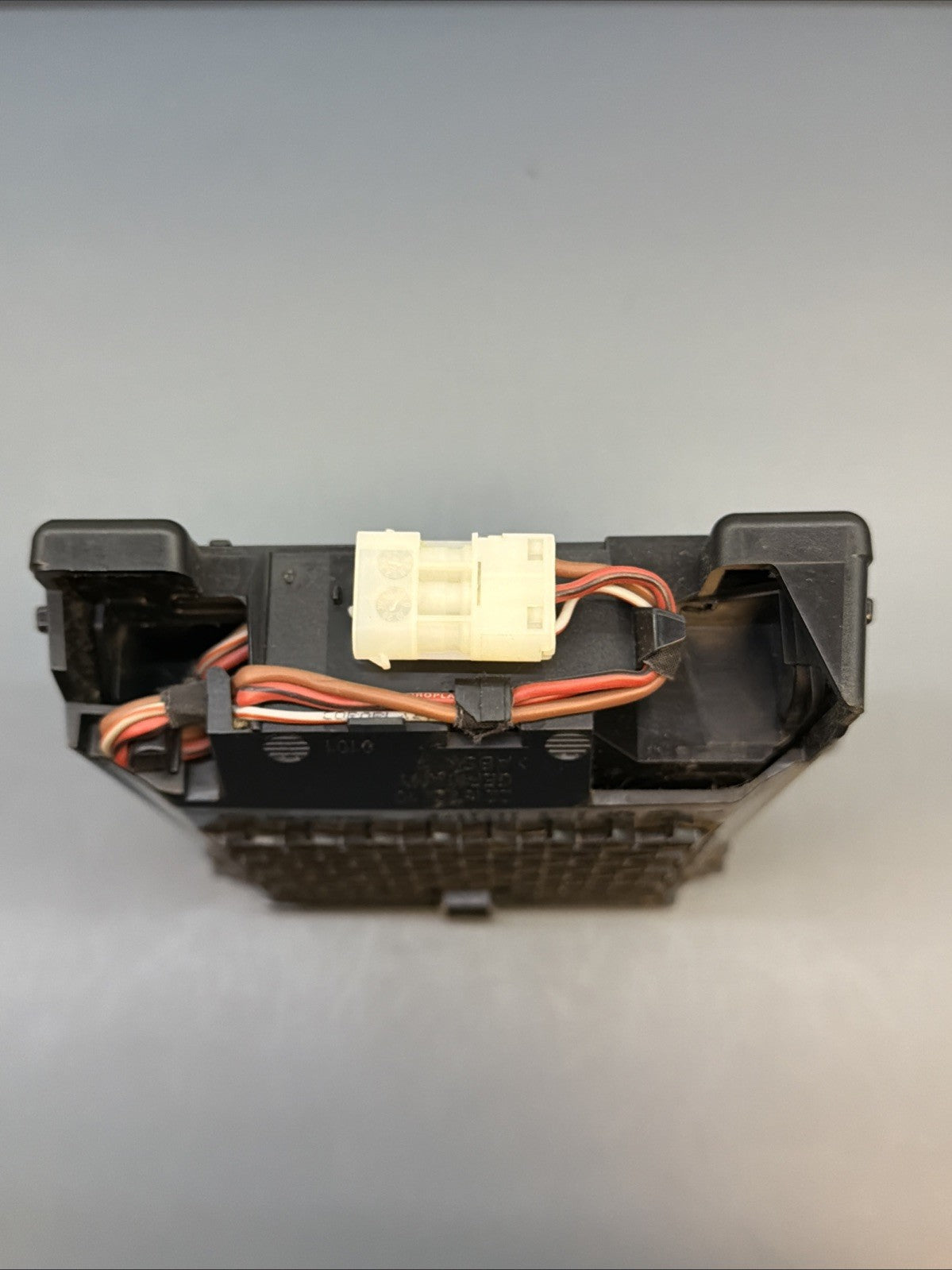 08-10 BMW 5 SERIES E60 FRONT CENTER CONSOLE ASHTRAY STORAGE 6976376 OEM