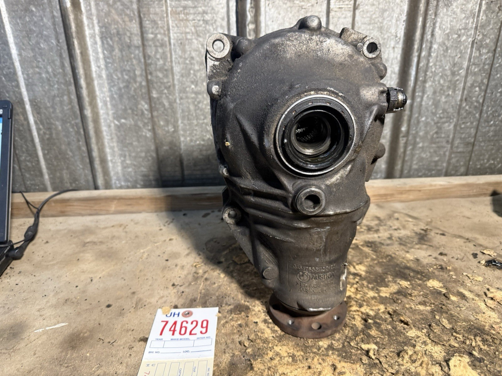 Front Differential Carrier Final Drive 3.46 AWD Diff OEM BMW E90 335Xi 7533435