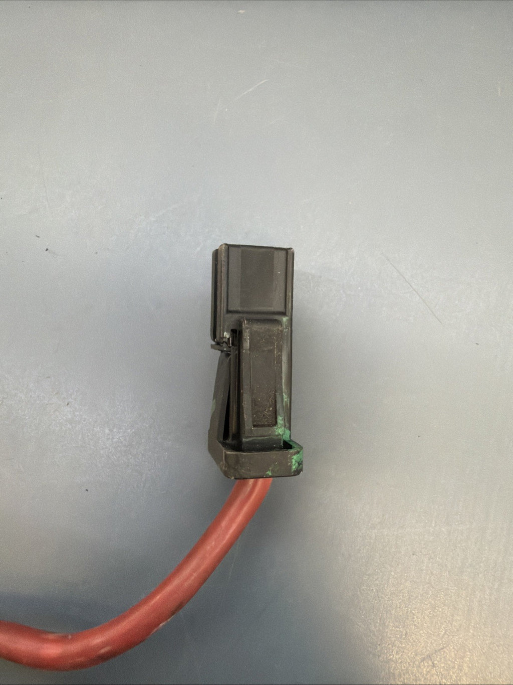 BMW 04-13 E90 3 SERIES POSITIVE BATTERY LEAD OEM 6938504/6938501