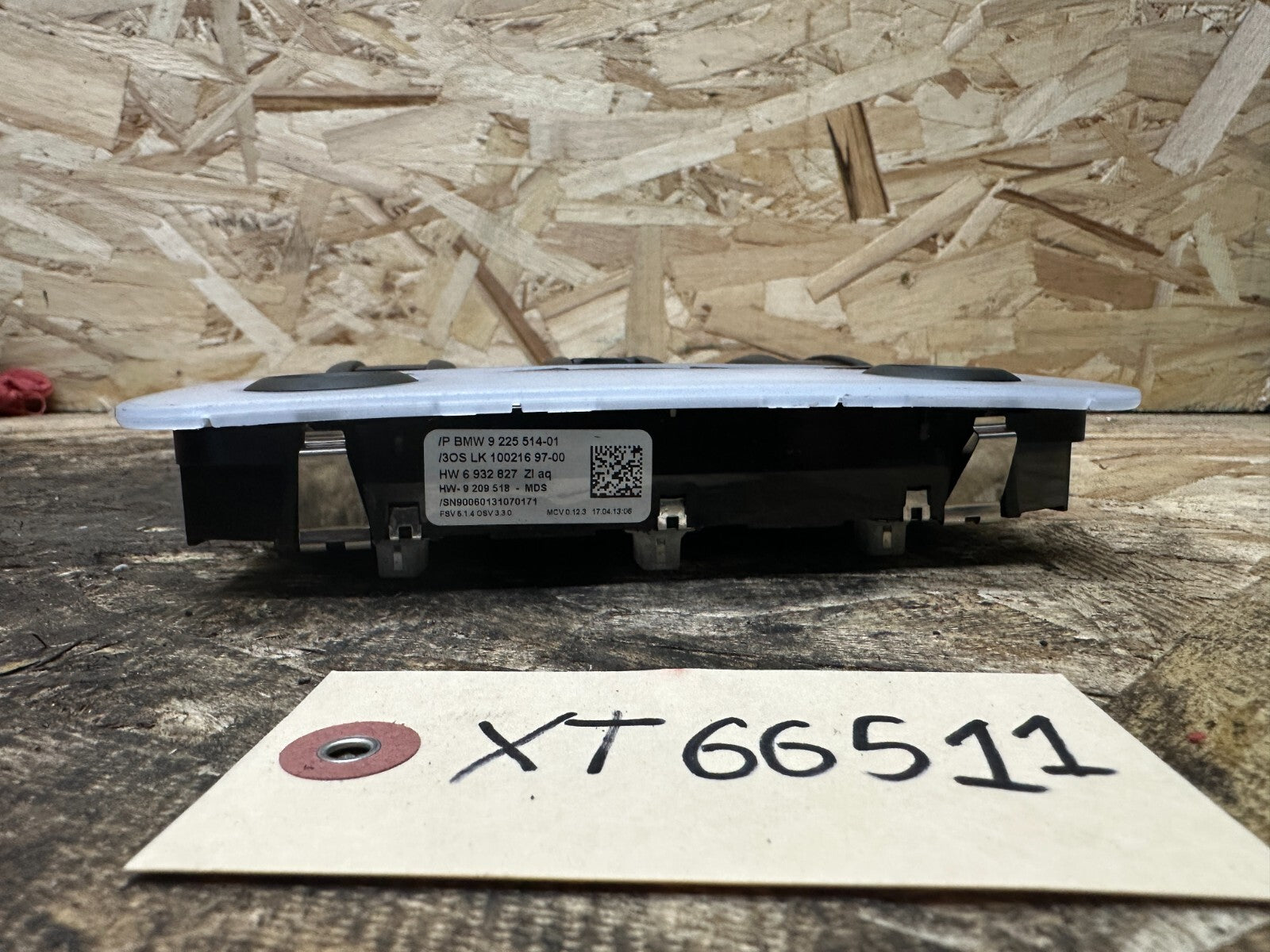 BMW 2012-2015 E84 X1 FRONT OVERHEAD DOME LIGHT GRAY SUNROOF SOS OEM 9225514