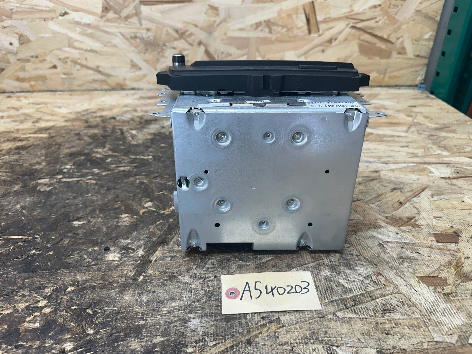 BMW 2006-2012 E90 3 SERIES FRONT NAVIGATION RADIO CD PLAYER OEM 9202828