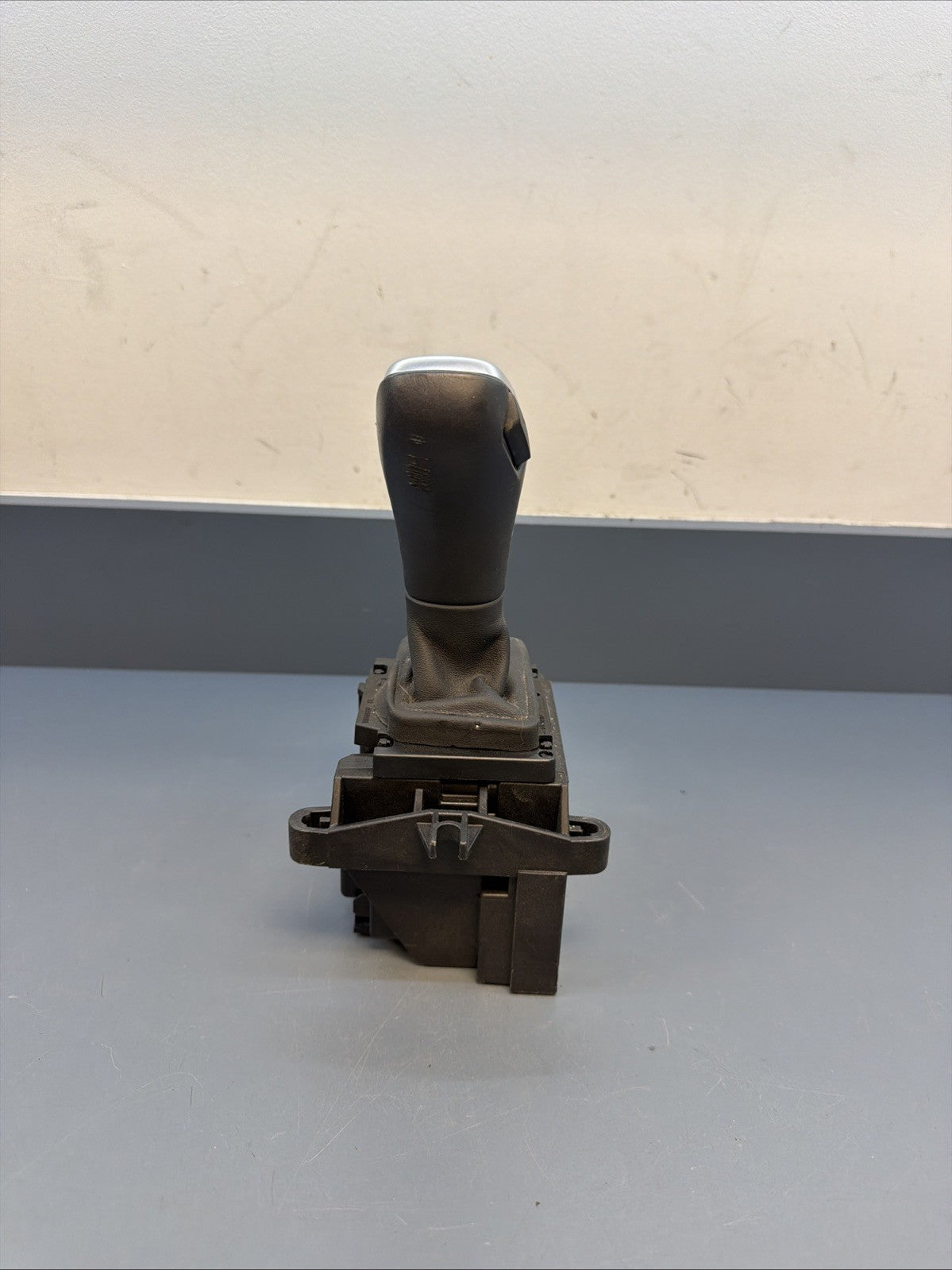 OEM BMW F25 X3 Sport Automatic Transmission Gear Shift Shifter Selector 9253079