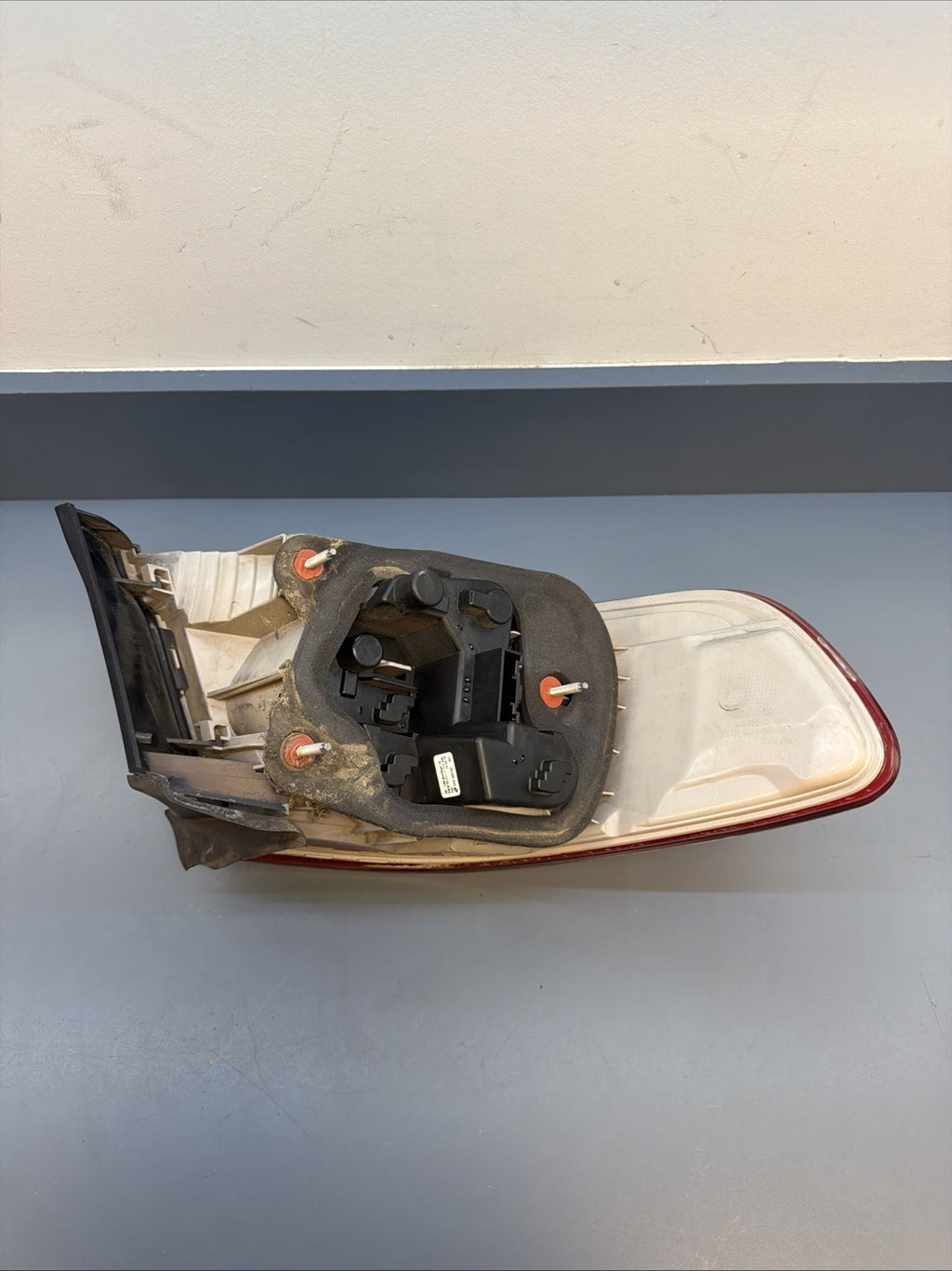 07-10 BMW E92 Coupe Right Side Outer Tail Light Taillight Lamp Pre-LCI 7174404