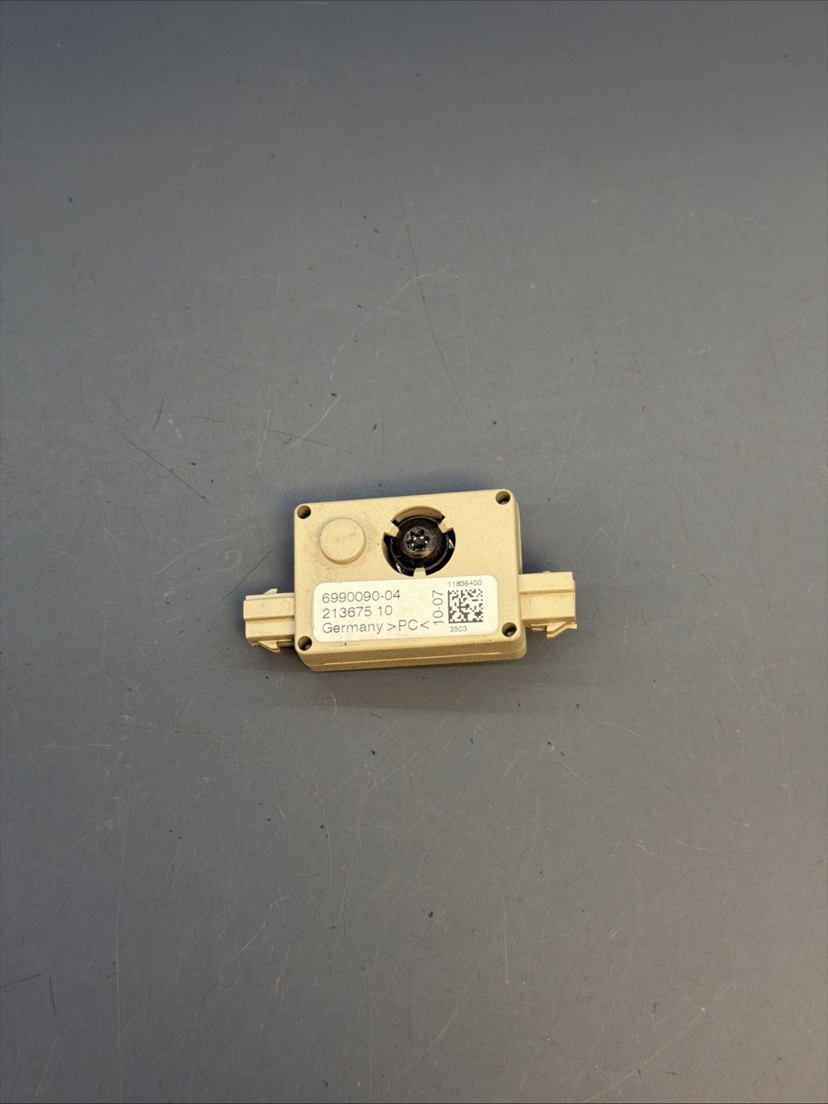 OEM Radio Antenna AMP Trap Circuit Module 06-07 08-2013 BMW 328i E92 E82 6990090