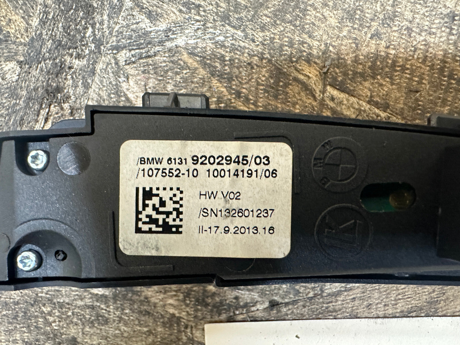 BMW 10-17 F10 5 SERIES TRACTION CONTROL DRIVE MODE CENTER SWITCH BLACK 9202945
