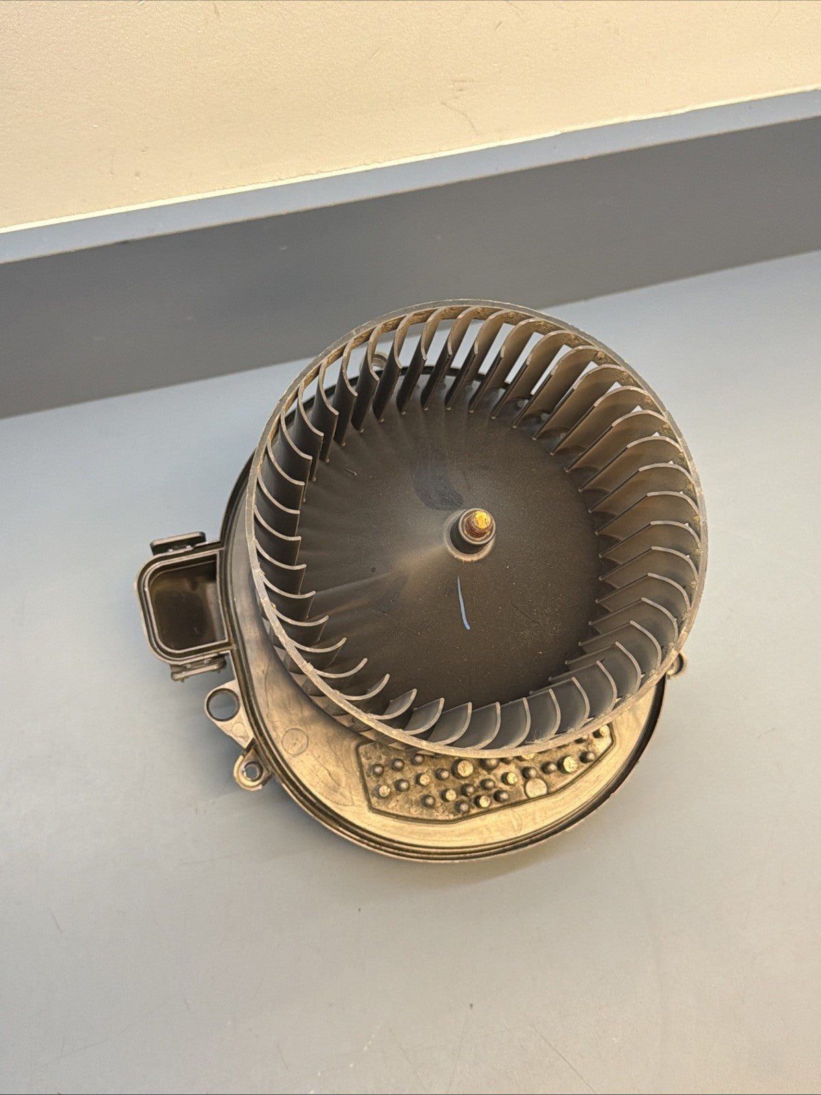 2012-2018 BMW F30 328IX BLOWER UNIT OEM 9350395