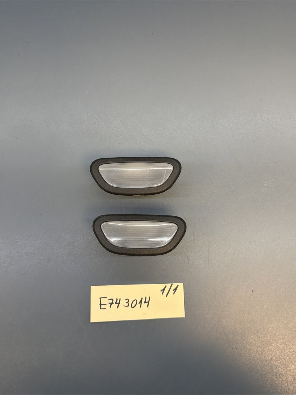 07-13 BMW E92 E93 Rear Right or Left Lower Seat Door Entrance Light Lamp 6976722