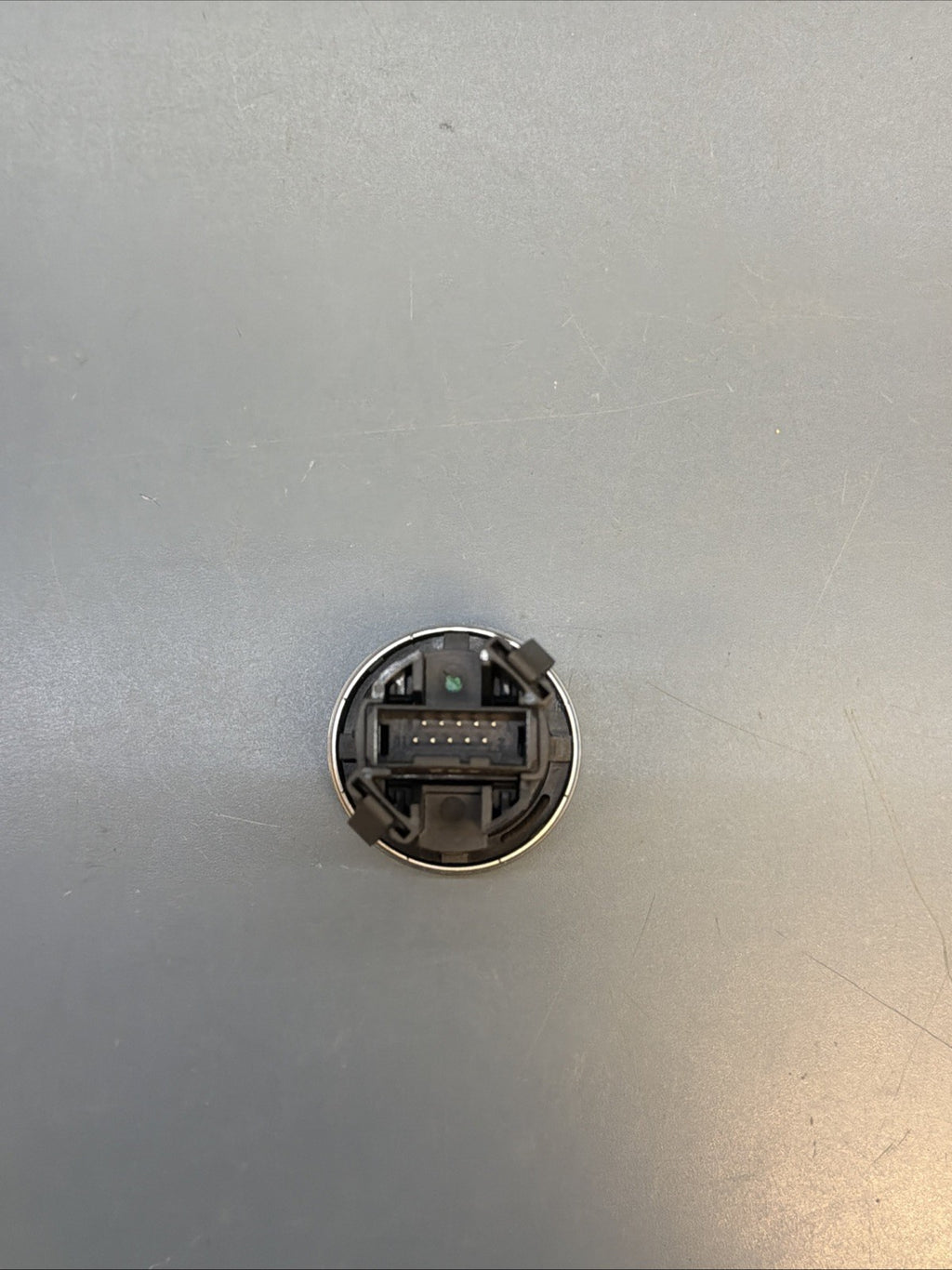 08-10 BMW E60 E63 535I ENGINE PUSH TO START ON OFF BUTTON SWITCH 9110359