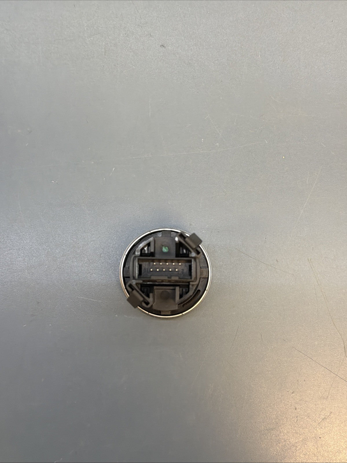 08-10 BMW E60 E63 535I ENGINE PUSH TO START ON OFF BUTTON SWITCH 9110359
