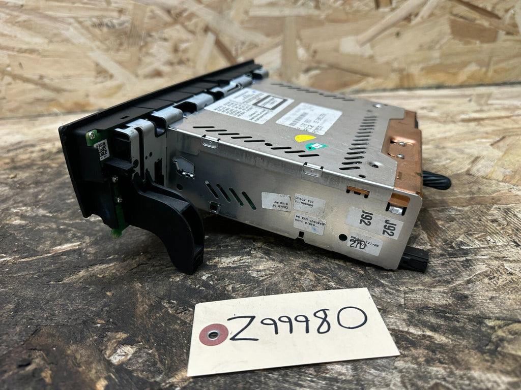 BMW 2006-2008 BROKEN FOR PARTS E90 3 SERIES AUDIO RADIO CD PLAYER OEM 9178860