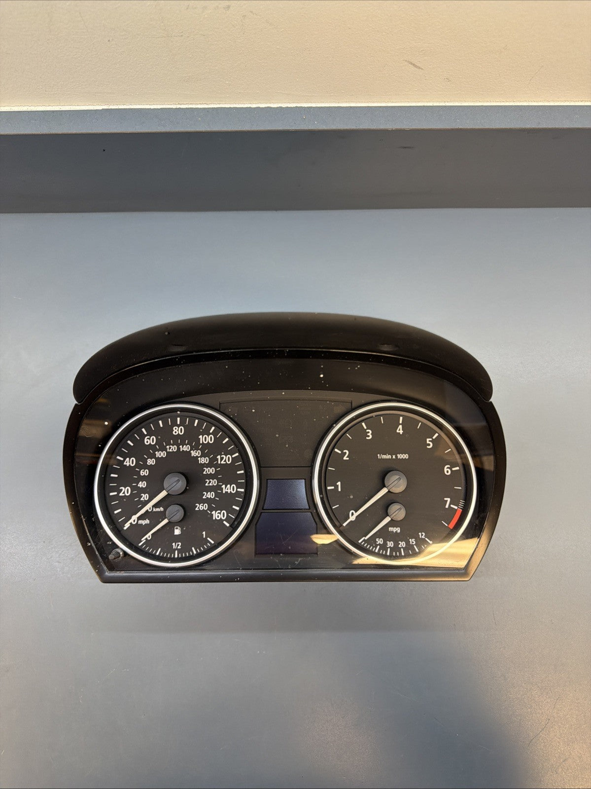 BMW 2005-2012 E90 E91 SPEEDOMETER INSTRUMENT GAUGE CLUSTER MPH OEM 9130297 172K