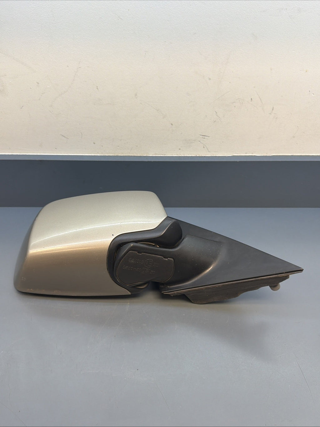 04-10 E83 BMW X3 PASSENGER SIDE RH POWERED DOOR MIRROR BRONZE OEM E1010790