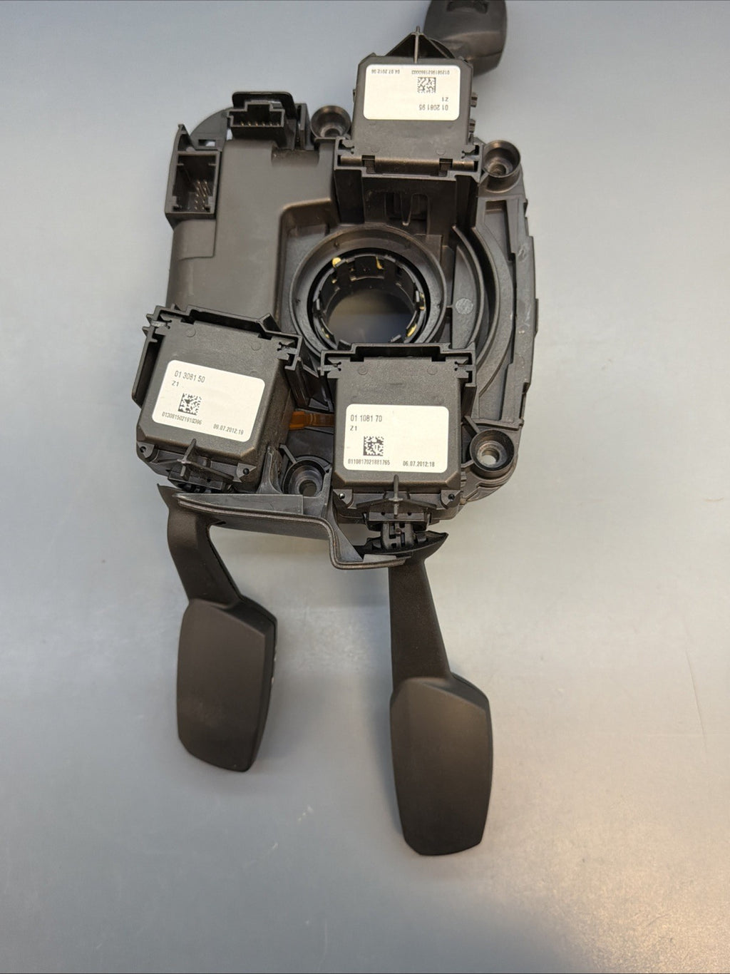 07-13 BMW 328i 330i 335i E90 E92 E93 Steering Controls Clockspring Combo 9123049