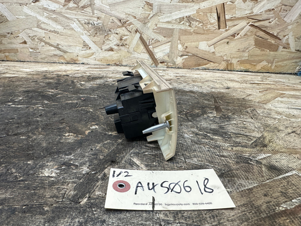 BMW 06-12 E90 HEADLIGHT FOG LIGHT CONTROL SWITCHES W TAN TRIM OEM 9169398