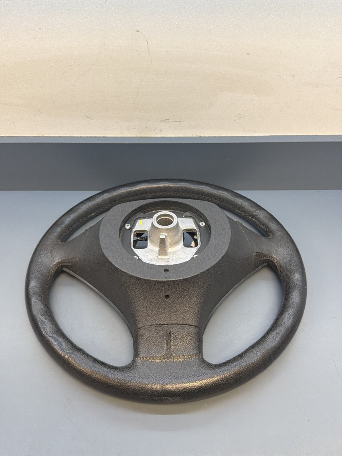 2004 - 2010 BMW E60 E61 5 SERIES STEERING WHEEL BLACK LEATHER 6057424 OEM