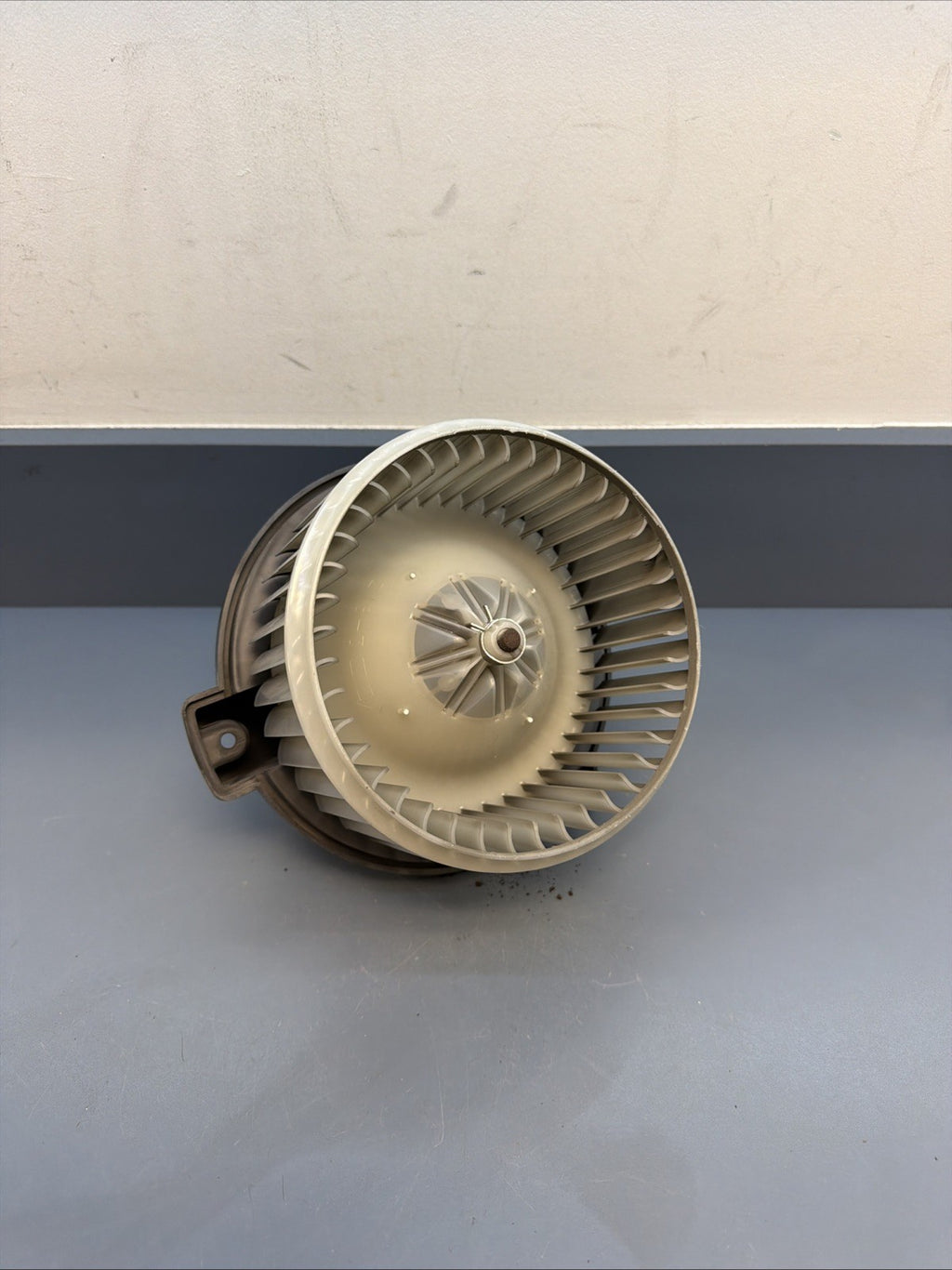 BMW Z4 Series E85 E86 Heater Fan Blower Unit Motor Fan 6926239