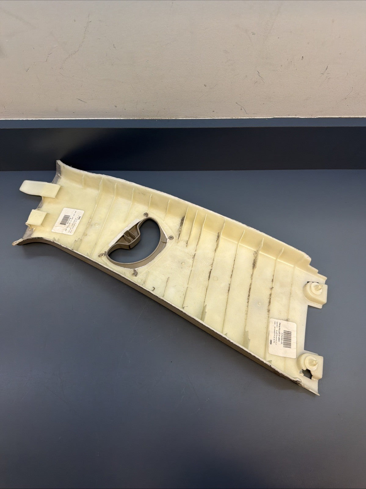 07-11 BMW 328I E90 Right Passenger Side Upper B Pillar Cover Grey 7058336 OEM