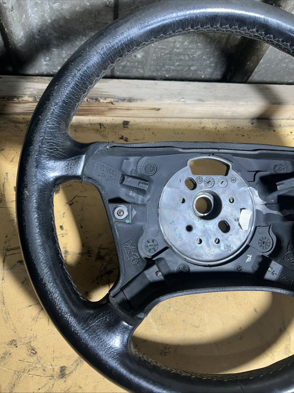 99-06 BMW OEM 330XI STEERING WHEEL W/O CONTROL SWITCHES LEATHER BLACK 6753947
