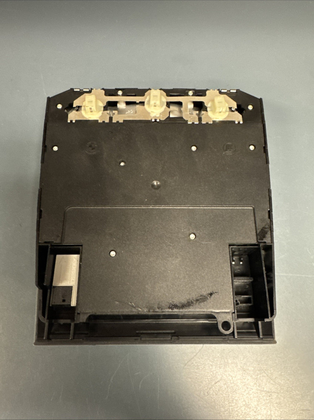 07-13 BMW E92 E90 128i 135i 328i 335i M3 Sunroof Switch Dome Light 9225537
