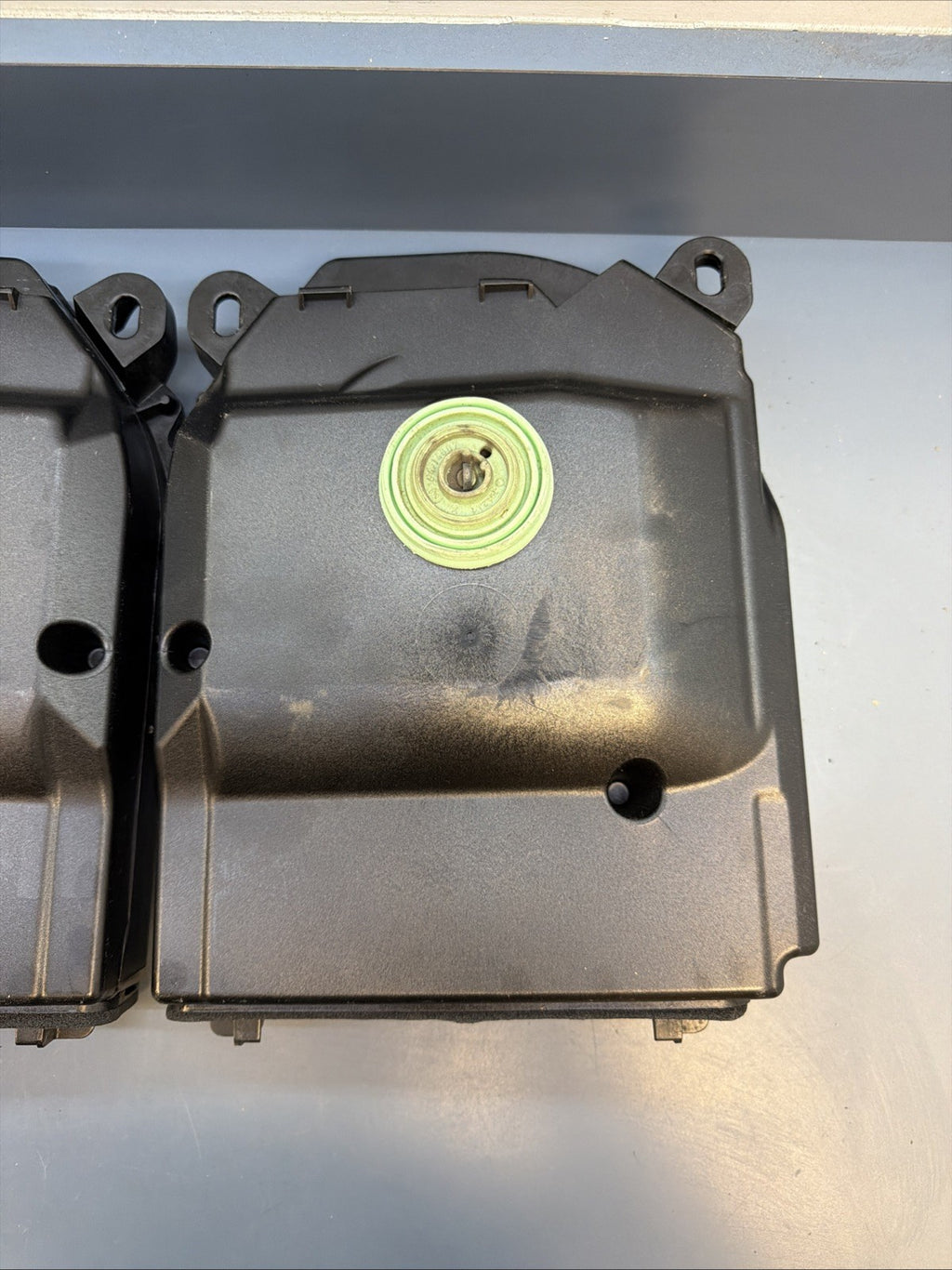 08-13 BMW E82 E88 135I FRONT LEFT & RIGHT HI-FI SUBWOOFER SET 9143143 9143144