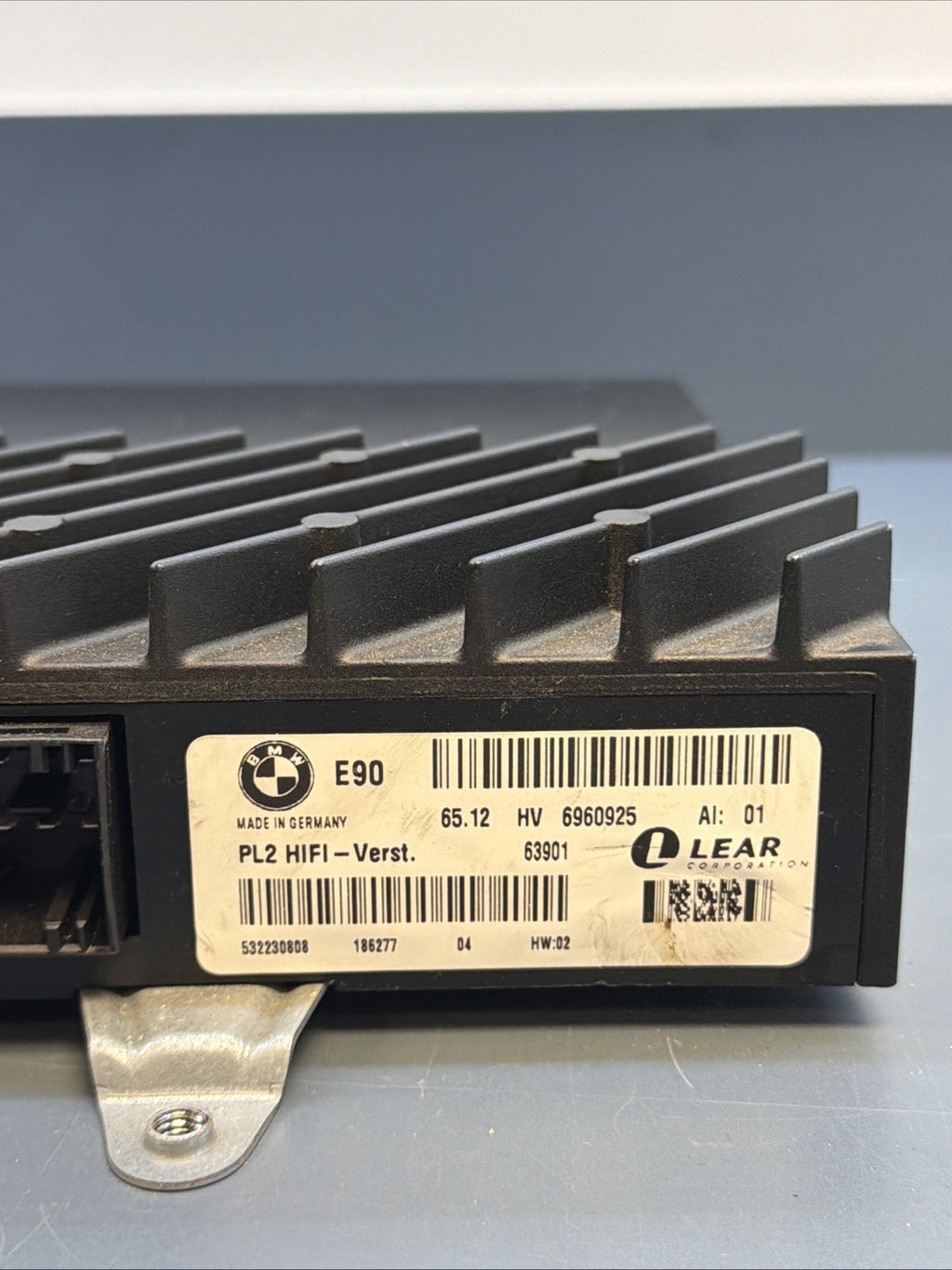 BMW 2006-2012 E90 E9X RADIO AUDIO AMPLIFIER OEM 6960925