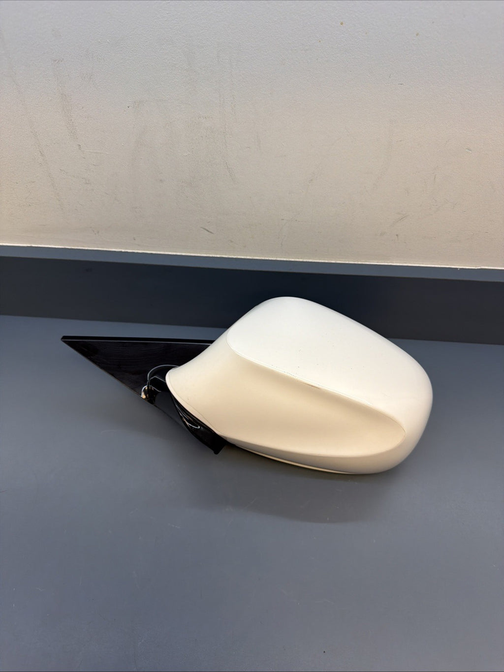 10-13 OEM BMW E88 E82 LEFT DRIVER Side Heated Mirror Assembly White 7282047