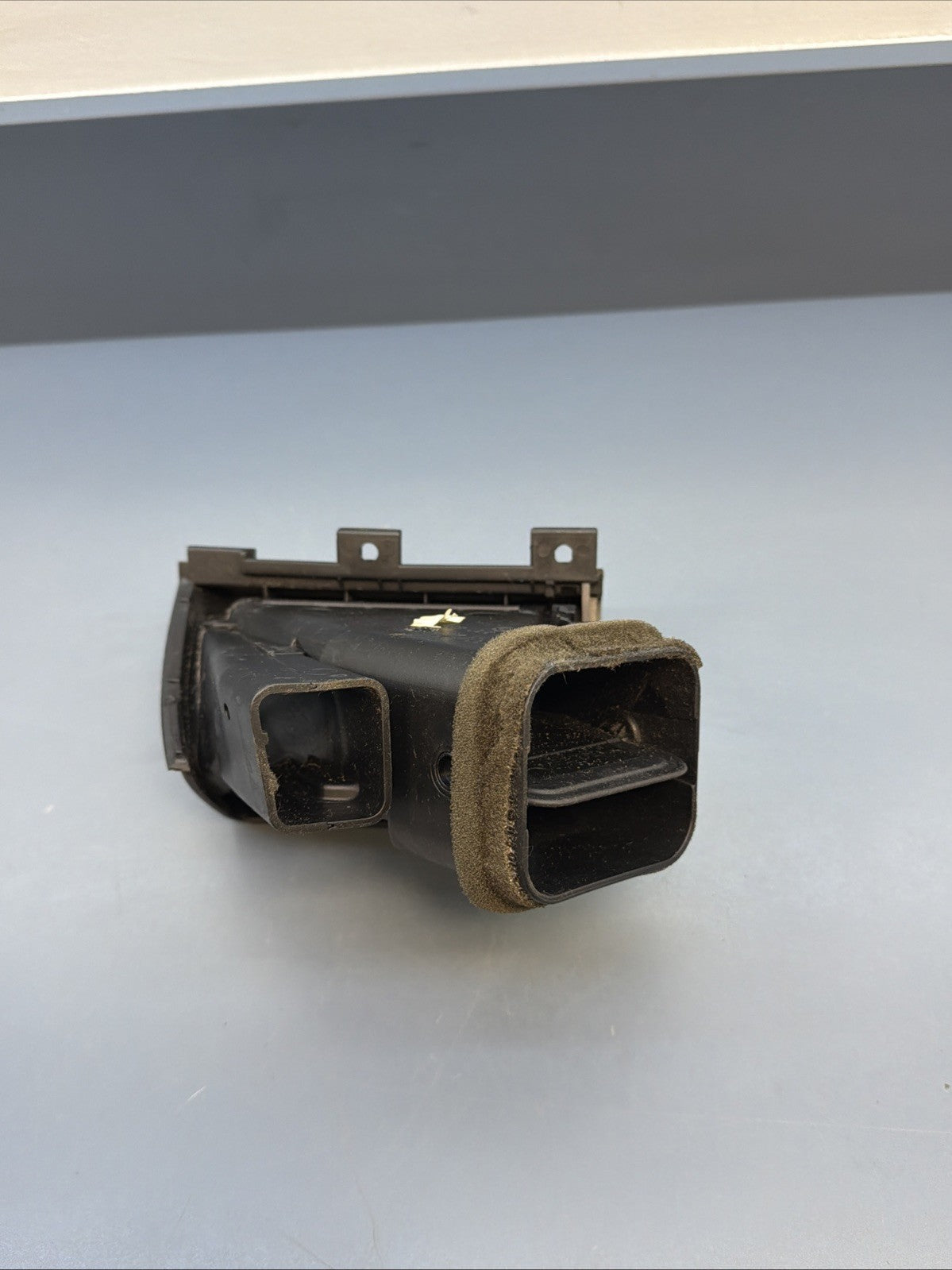 99-06 BMW E46 3 Series Front Left Dashboard Air Vent Passenger 8361897